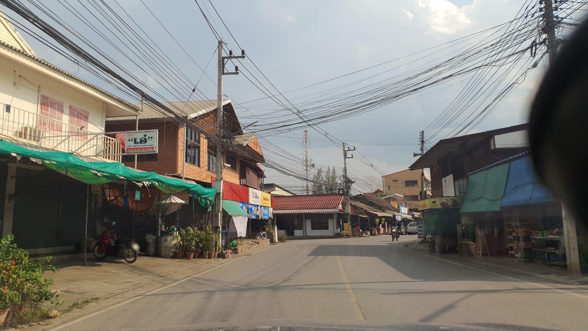 Street view near Sunny house hostel, Pai