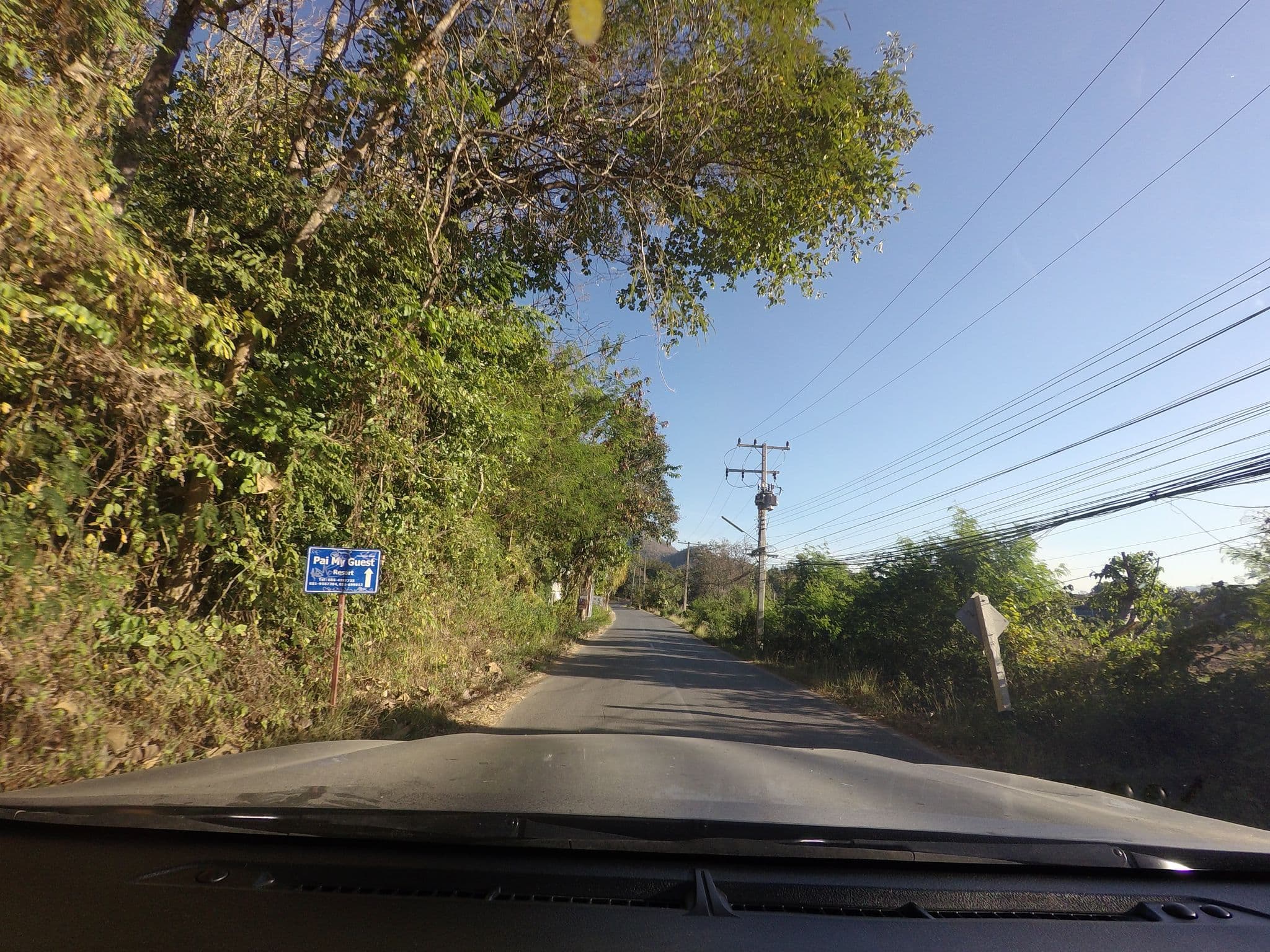 Street view near Buzzas @ Pai Chan, Pai