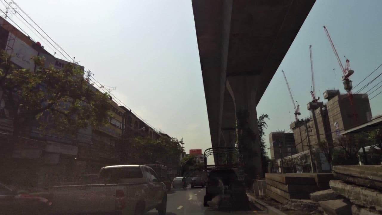 Street view near Takka Hotel - Bearing, Bang Na — © toffy (CC BY-SA · Mapillary)