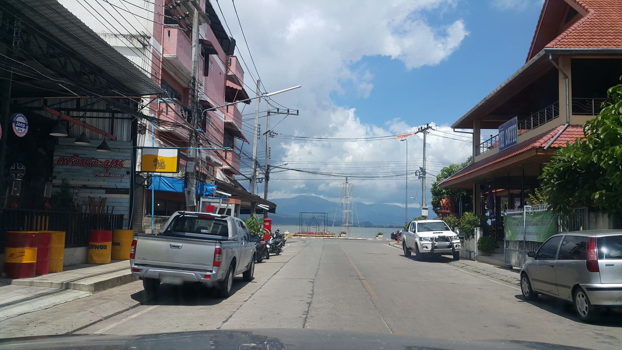 Street view near Hop Inn Payao, Phayao — © jrcarlsen (CC BY-SA · Mapillary)