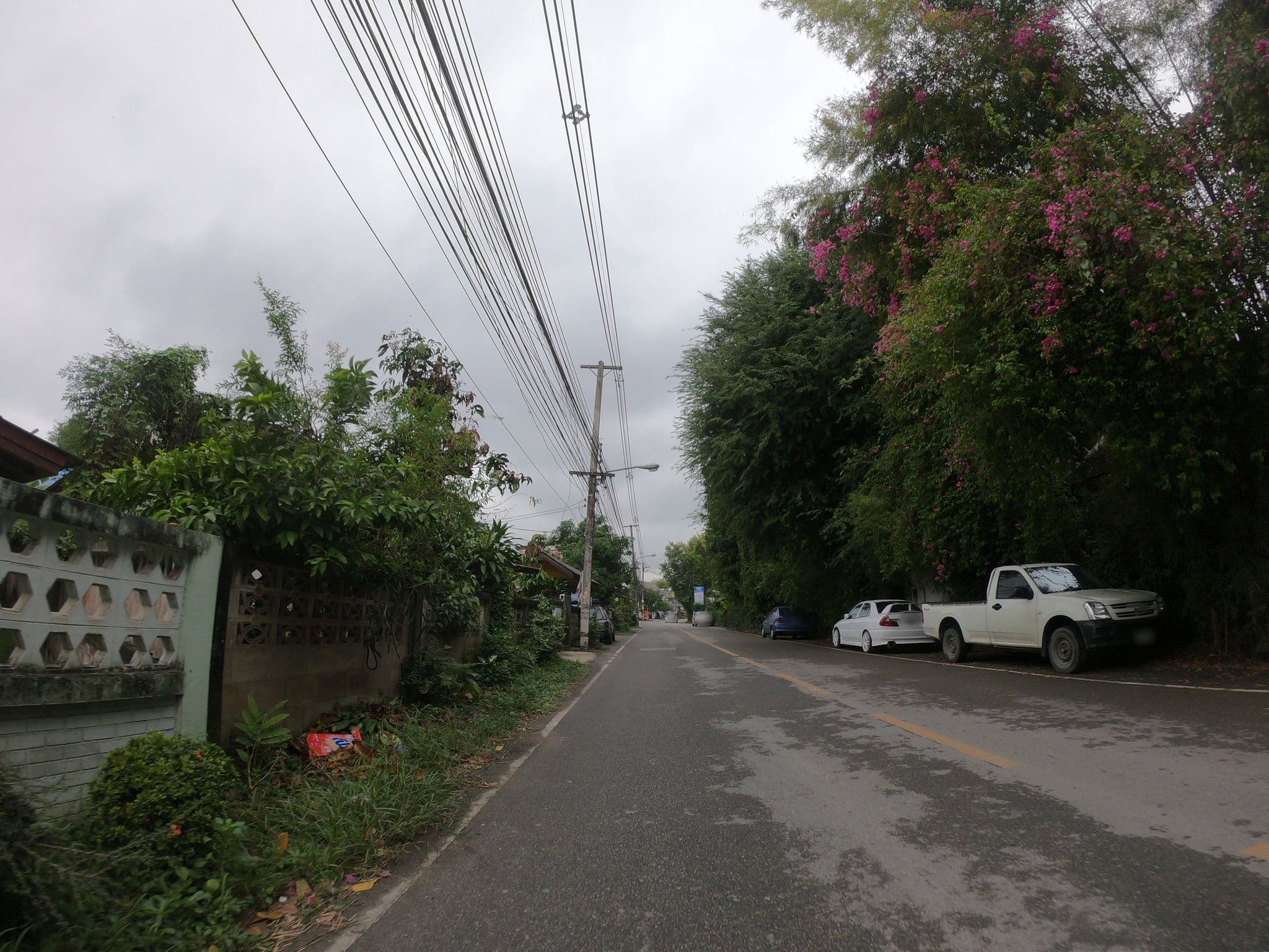 Street view near Tonnam Homestay, Chiang Mai