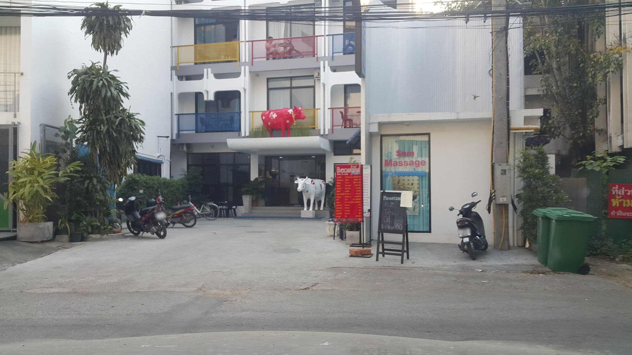 Street view near The Locals, Chiang Mai