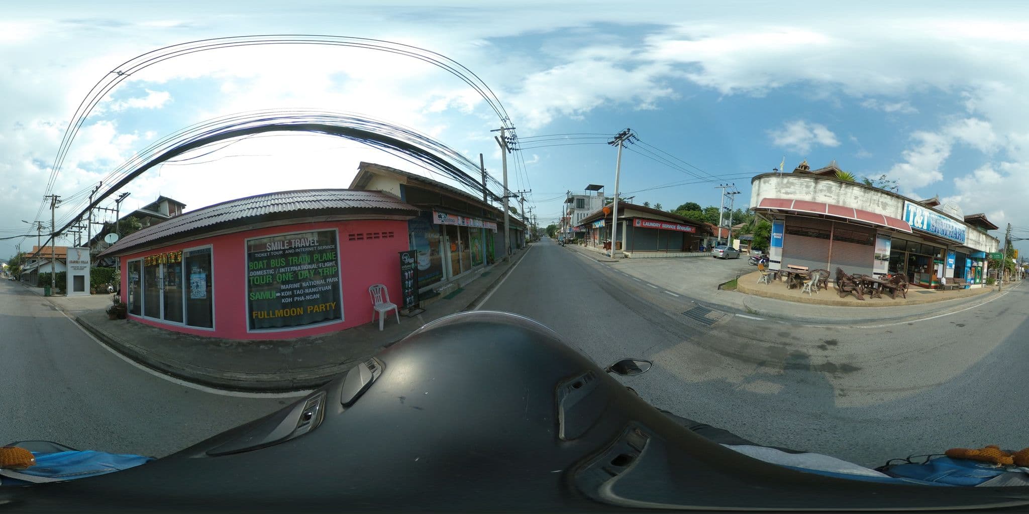 Street view near Marina Villa, Ko Samui