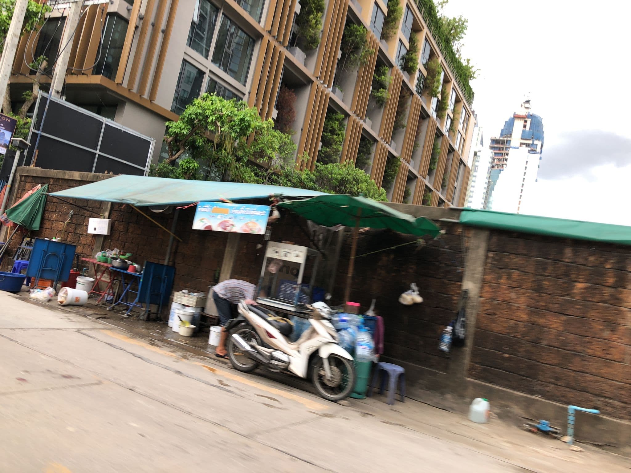 Street view near IR-ON Hotel, Watthana