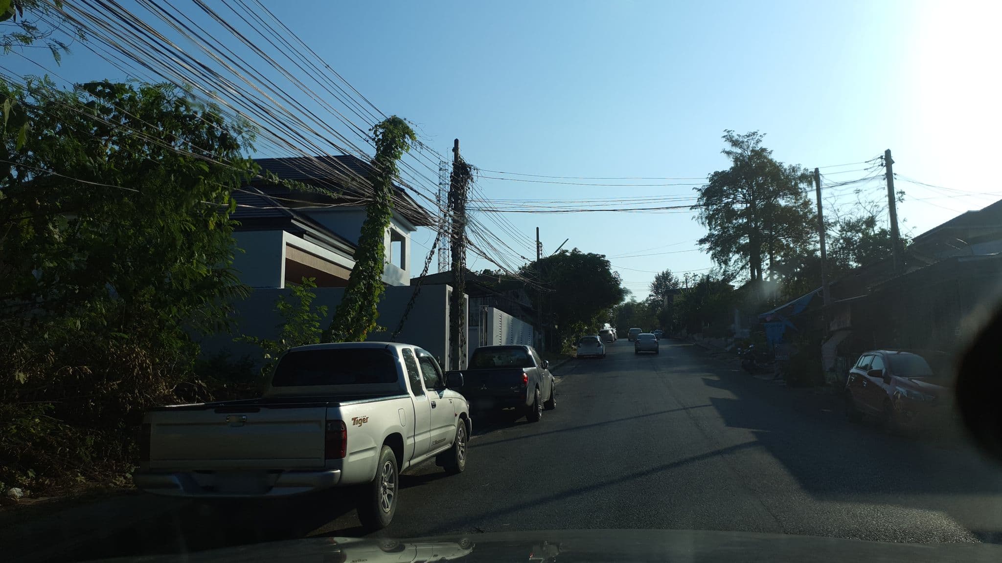 Street view near Thip thip hotel, Krabi