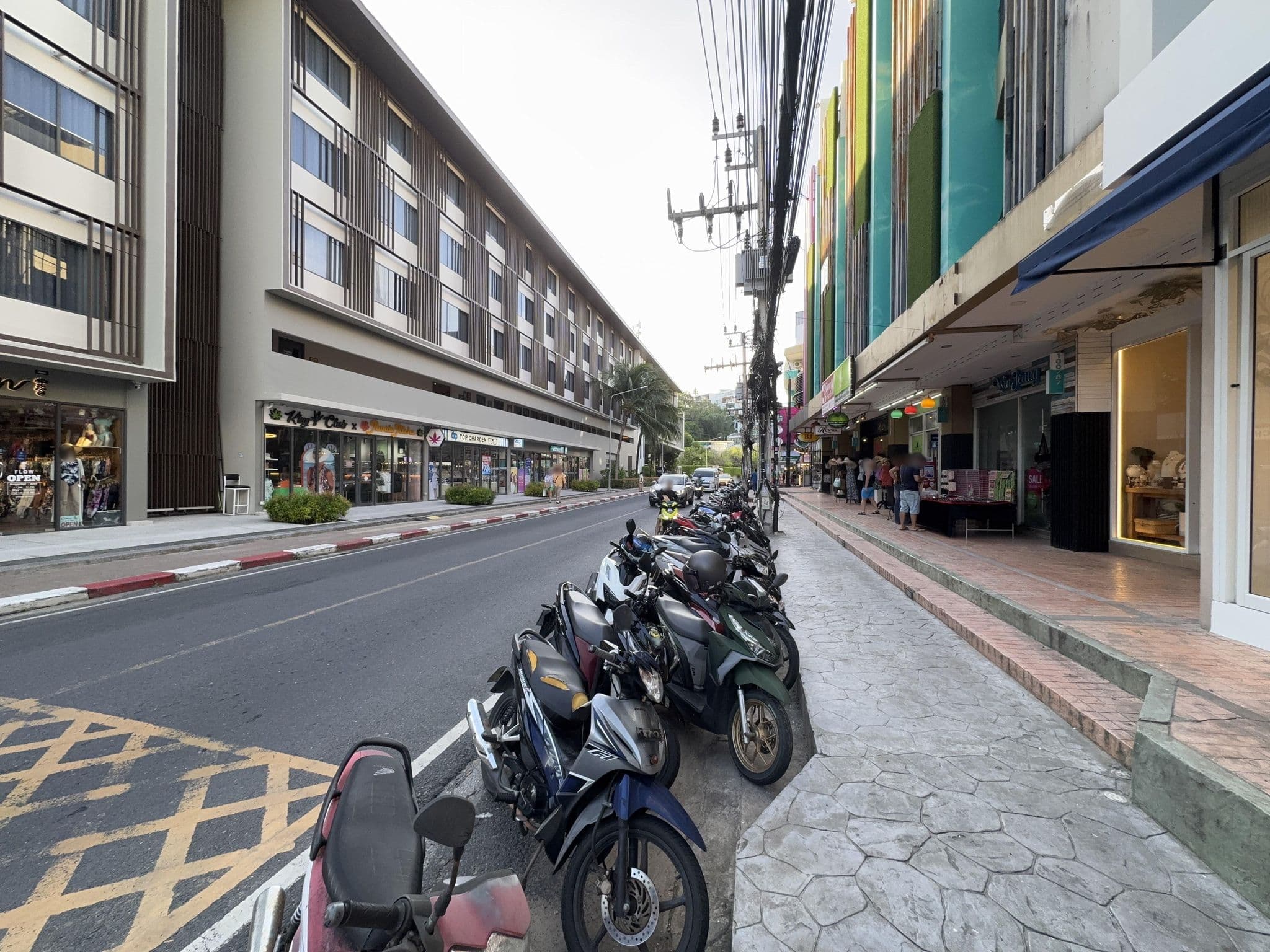 Street view near The Sealect Hotel, Ban Kata