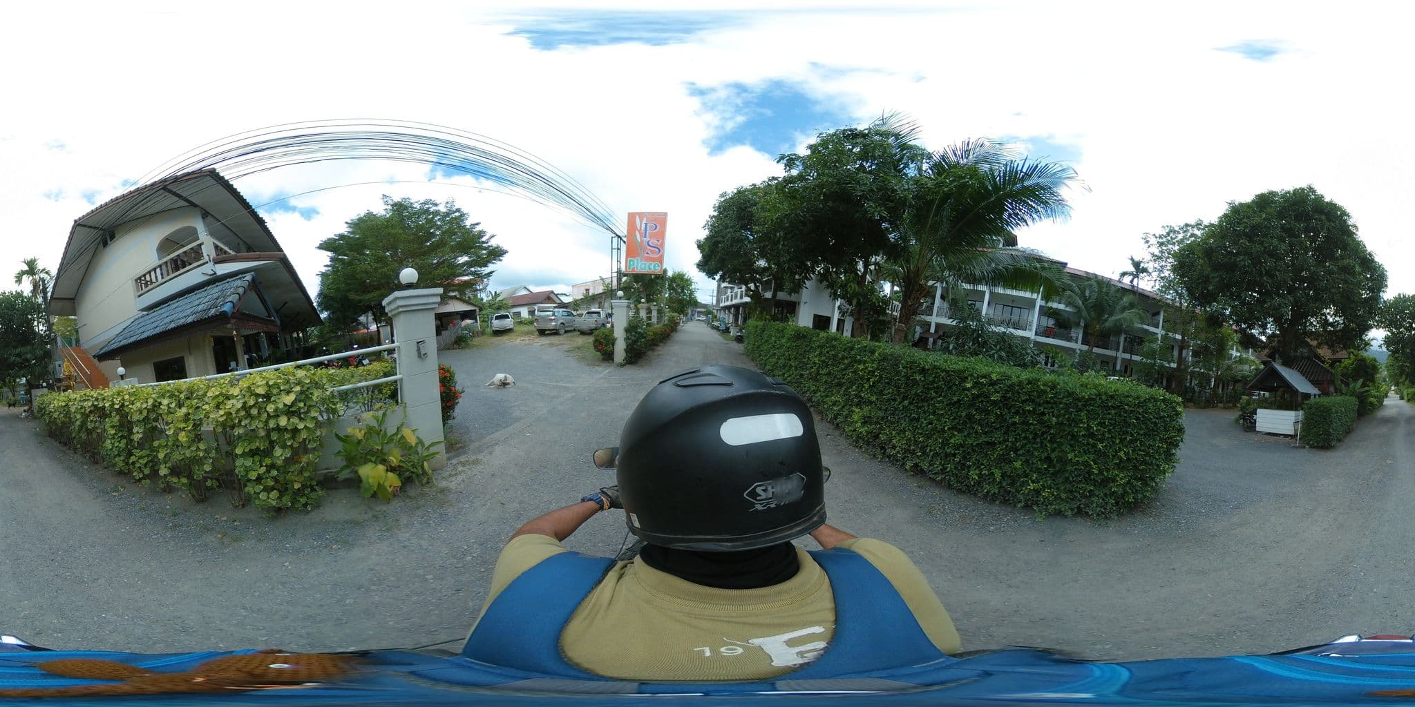 Street view near Centara Life Lamai Resort, Ko Samui