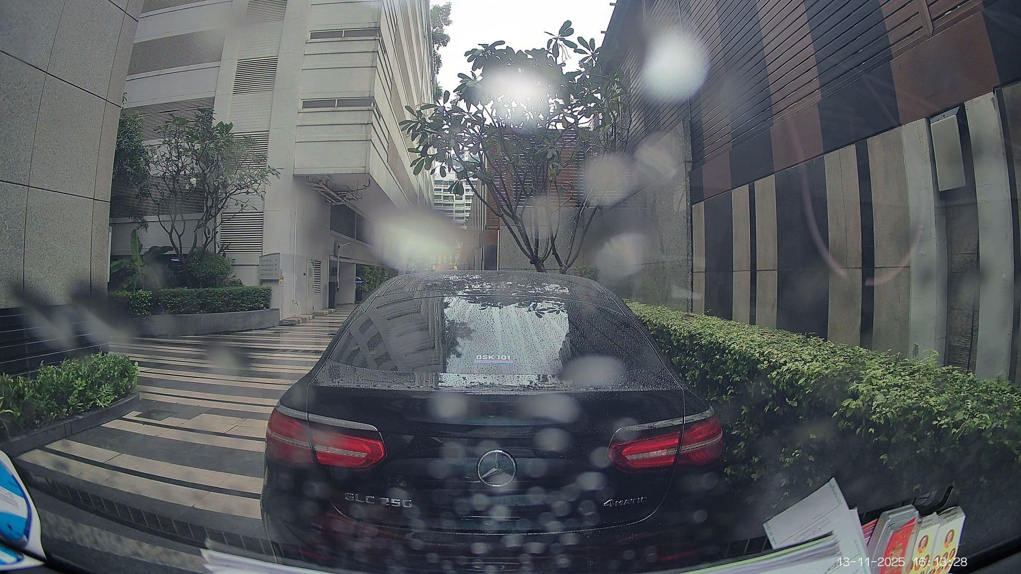 Street view near Hilton Bangkok Grande Asoke, Makkasan