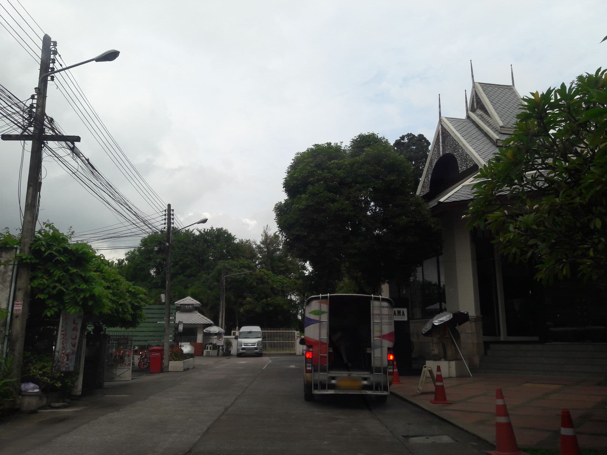 Street view near Furama, Chiang Mai — © superbate (CC BY-SA · Mapillary)