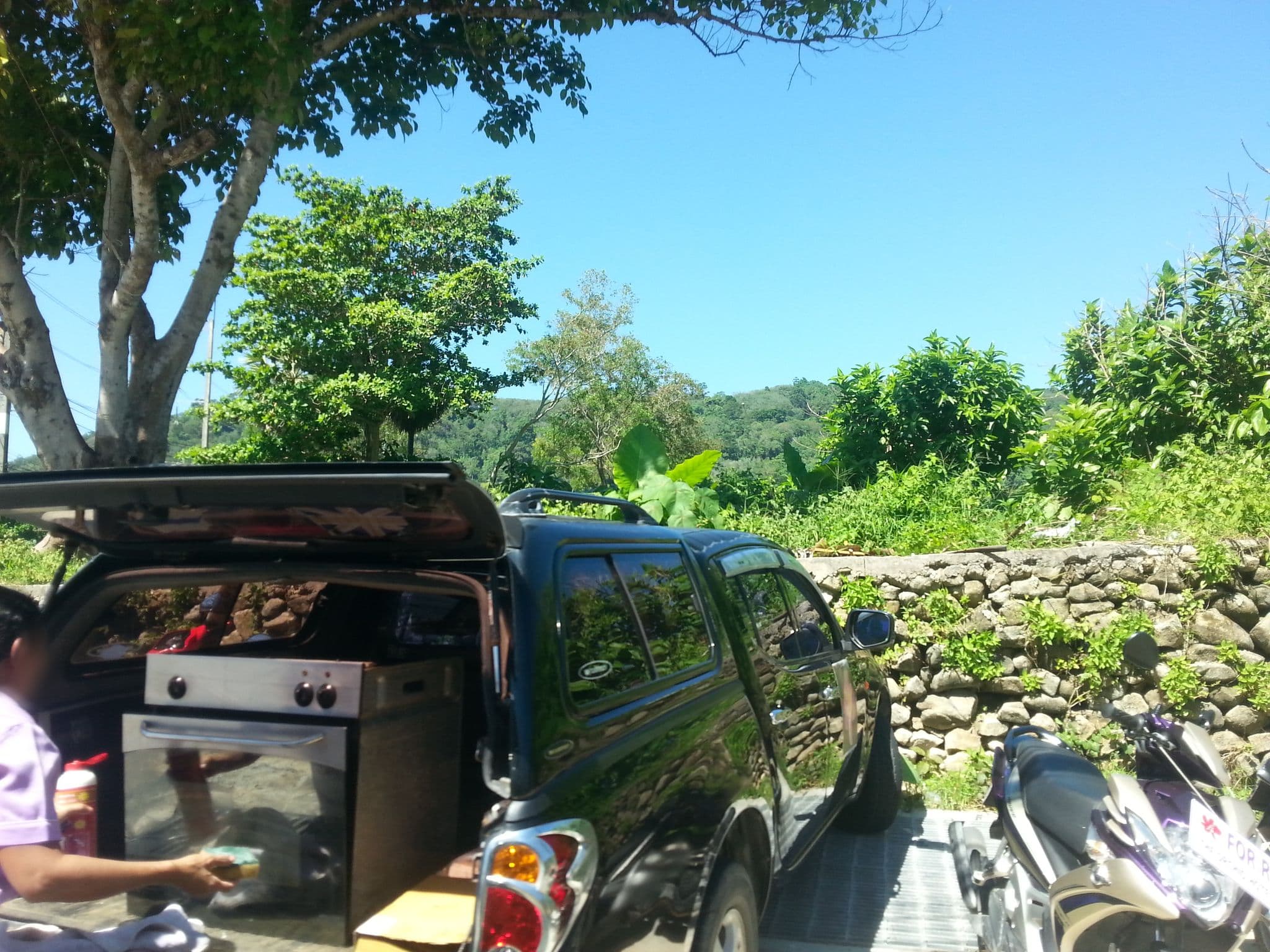 Street view near Bamboo Beach Hotel and Spa, Patong — © clockwerx (CC BY-SA · Mapillary)