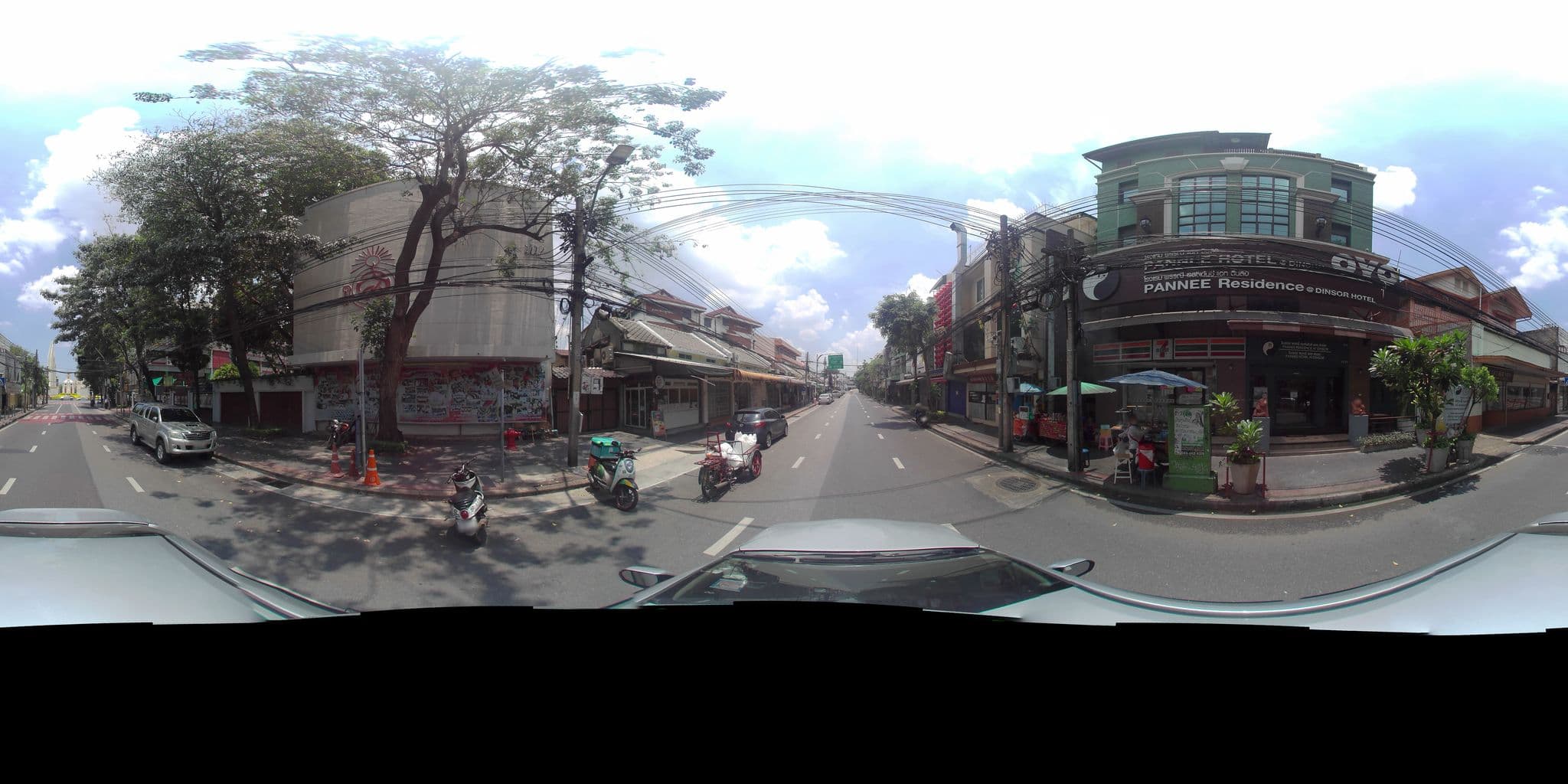 Street view near Pannee Residence @ Dinsor Hotel, Bangkok — © P05466 (CC BY-SA · Mapillary)
