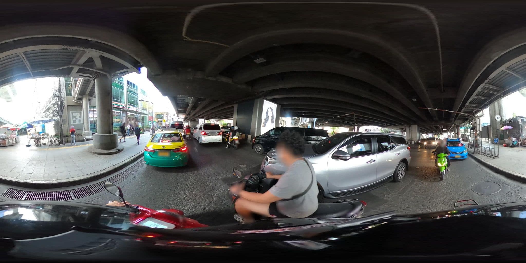 Street view near VIE Hotel Bangkok - MGallery, Ratchathewi — © NatchaponJ (CC BY-SA · Mapillary)