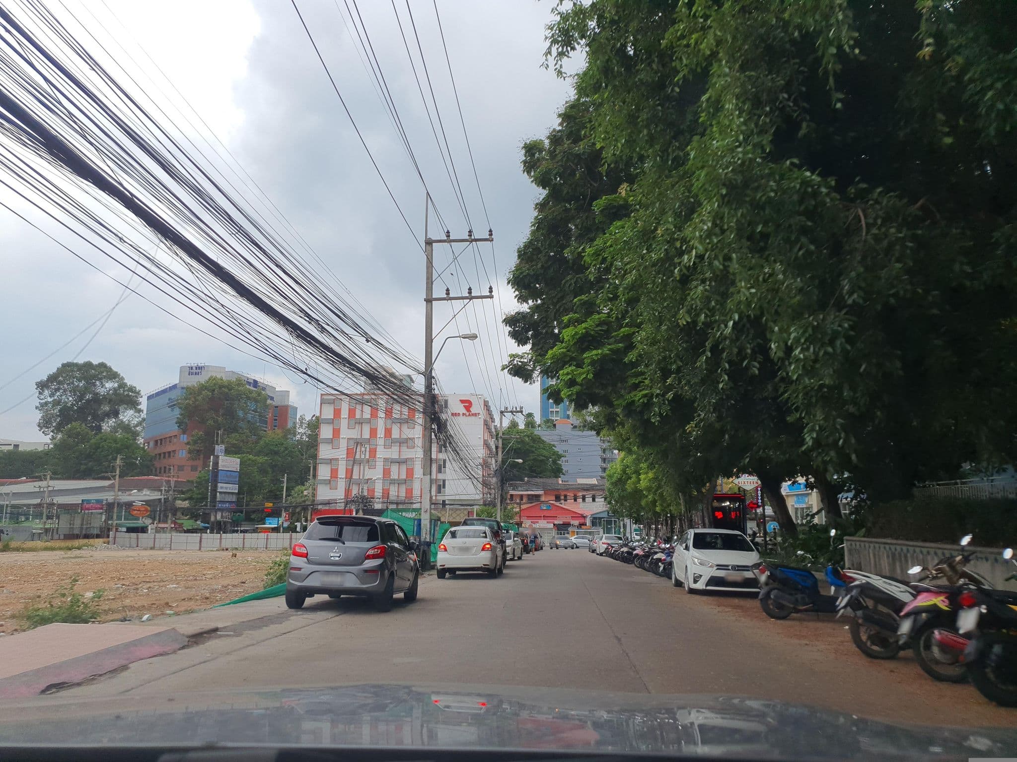 Street view near Sabai Resort, Pattaya — © jrcarlsen (CC BY-SA · Mapillary)