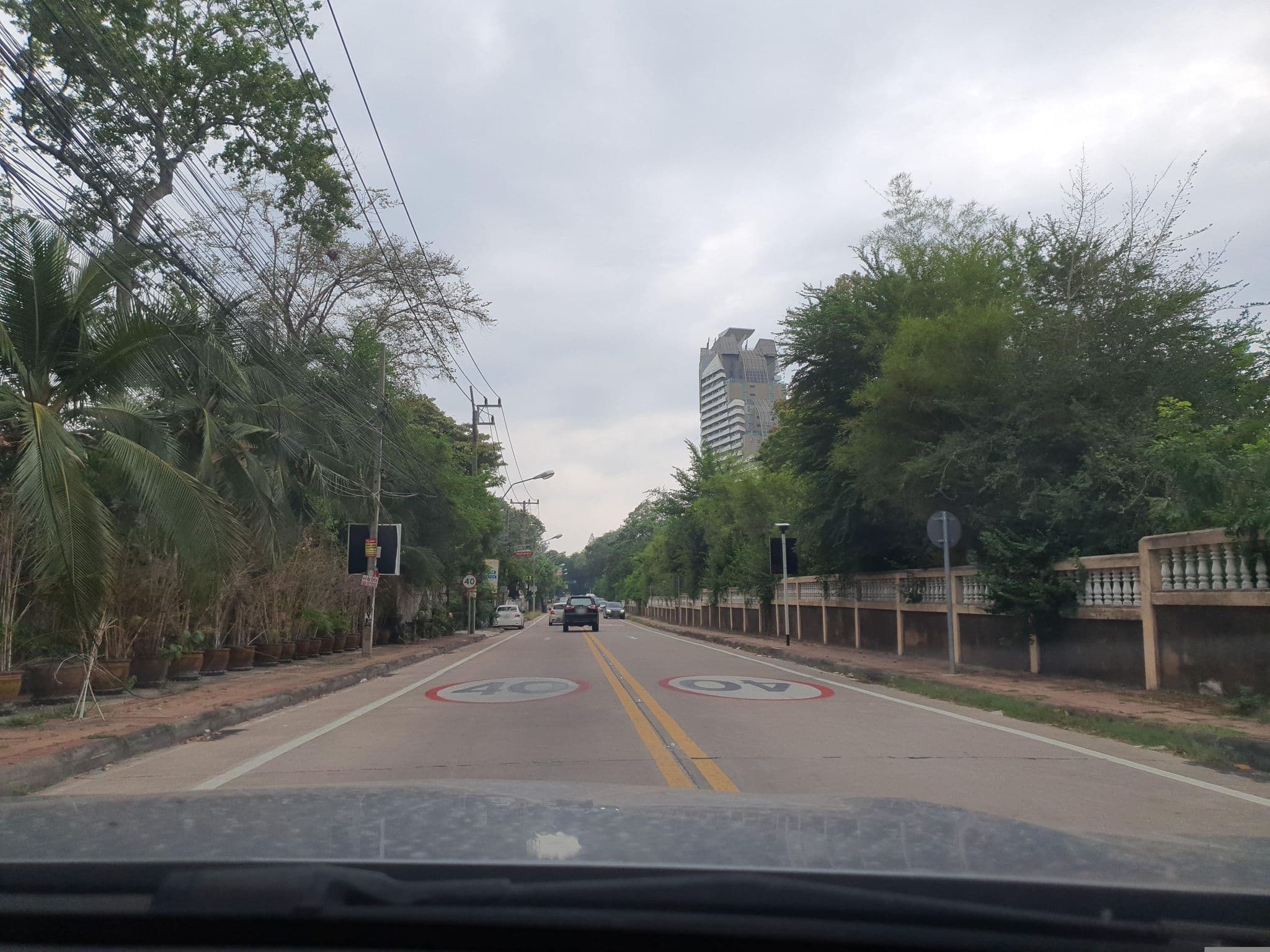 Street view near The Beach Garden Resort, Pattaya