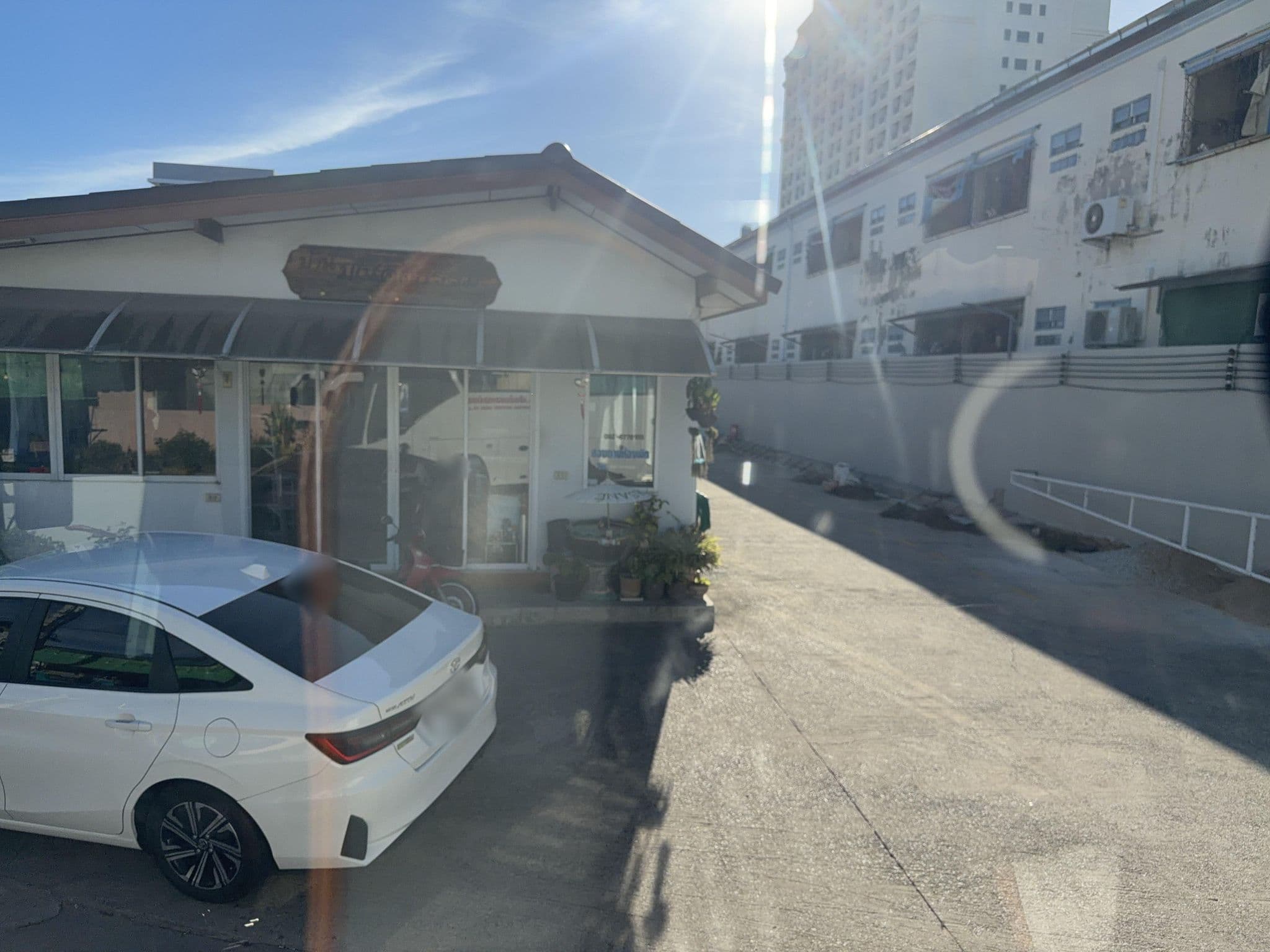 Street view near Ban Moontittum, Pattaya — © DriveWithHoang (CC BY-SA · Mapillary)