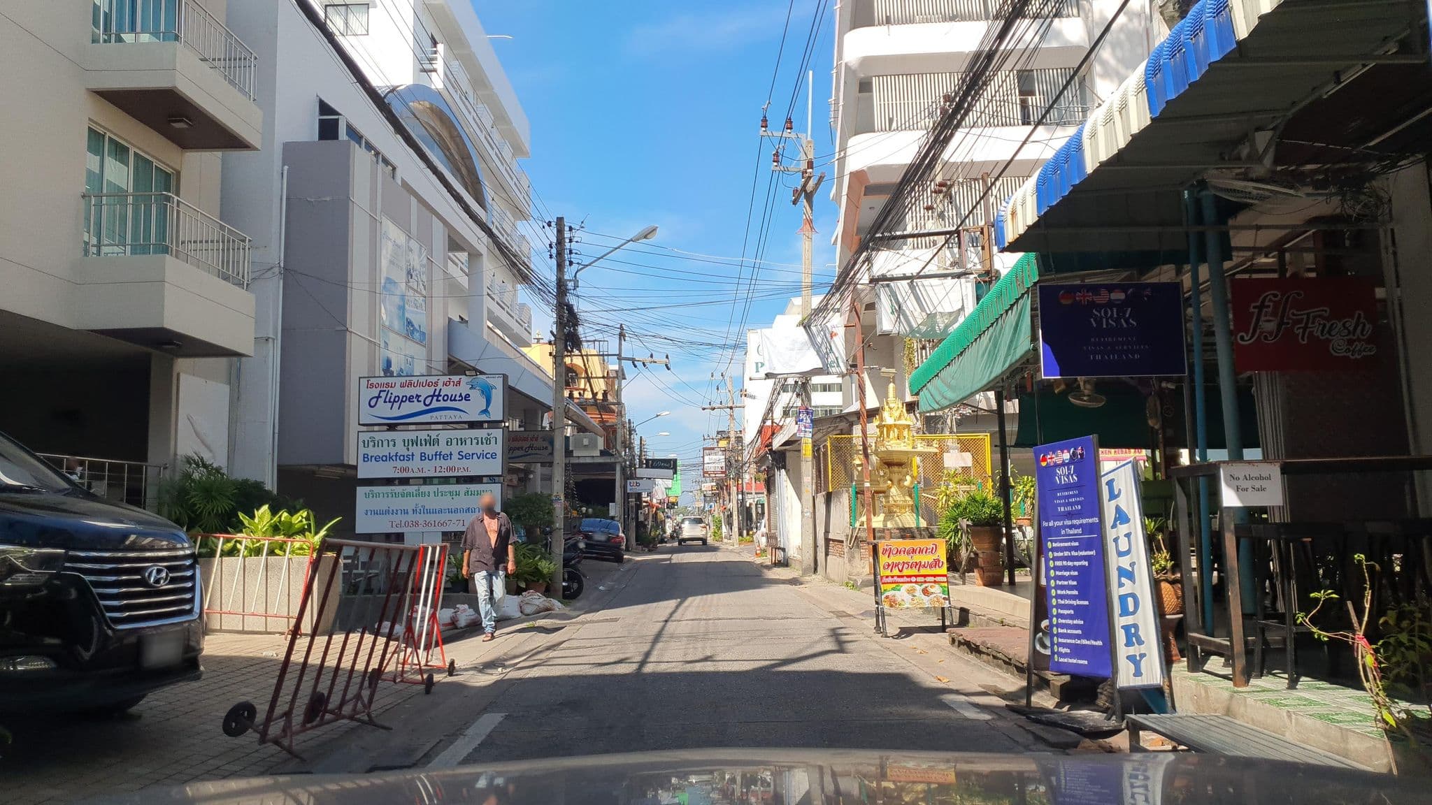 Street view near Flipper House, Pattaya — © jrcarlsen (CC BY-SA · Mapillary)