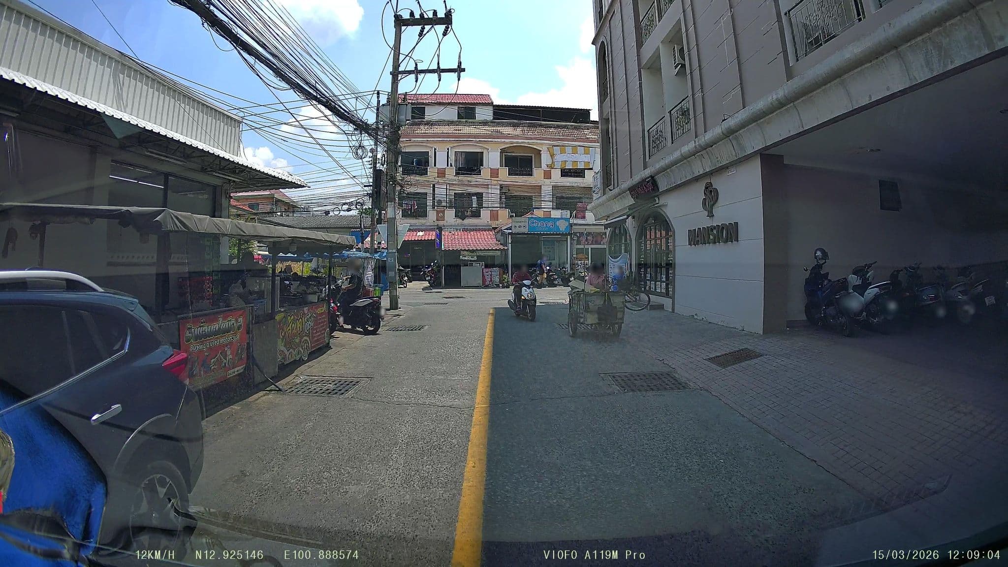 Street view near SP Mansion, Pattaya