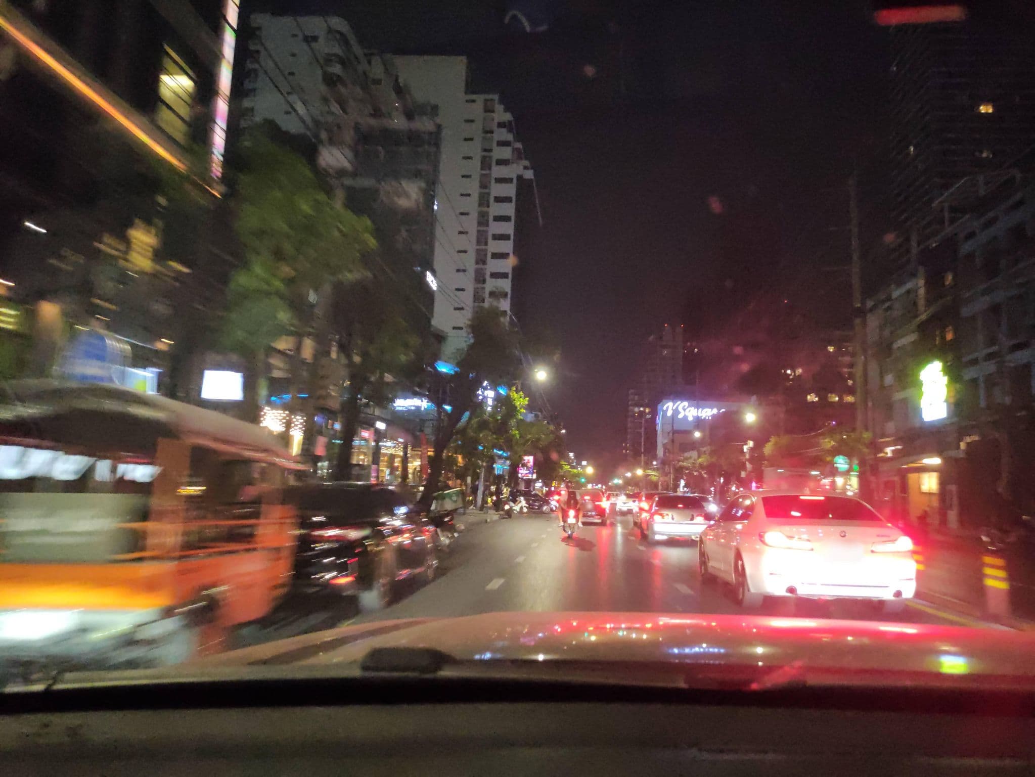 Street view near One One, Watthana