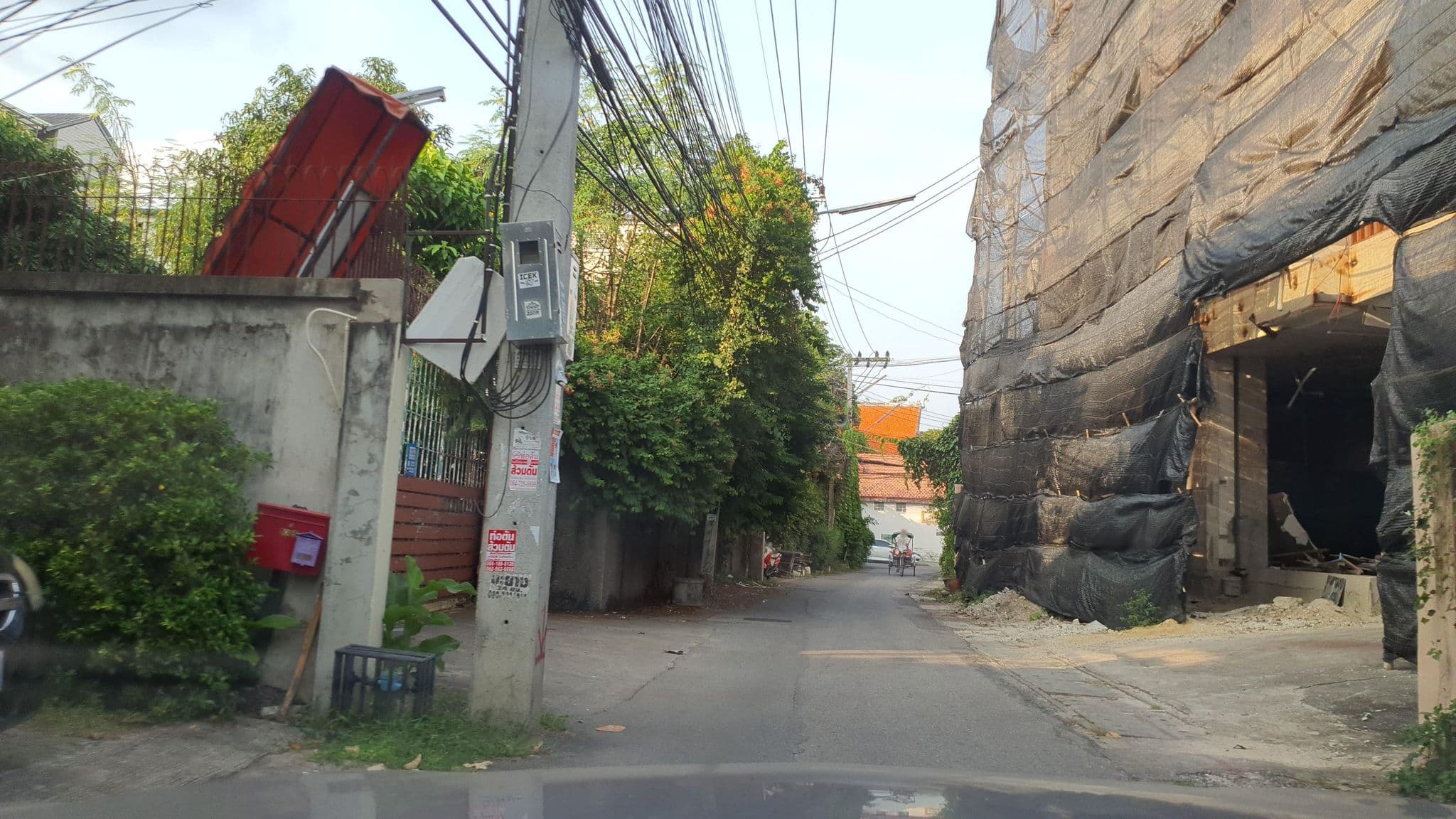 Street view near Budget Stars, Chiang Mai