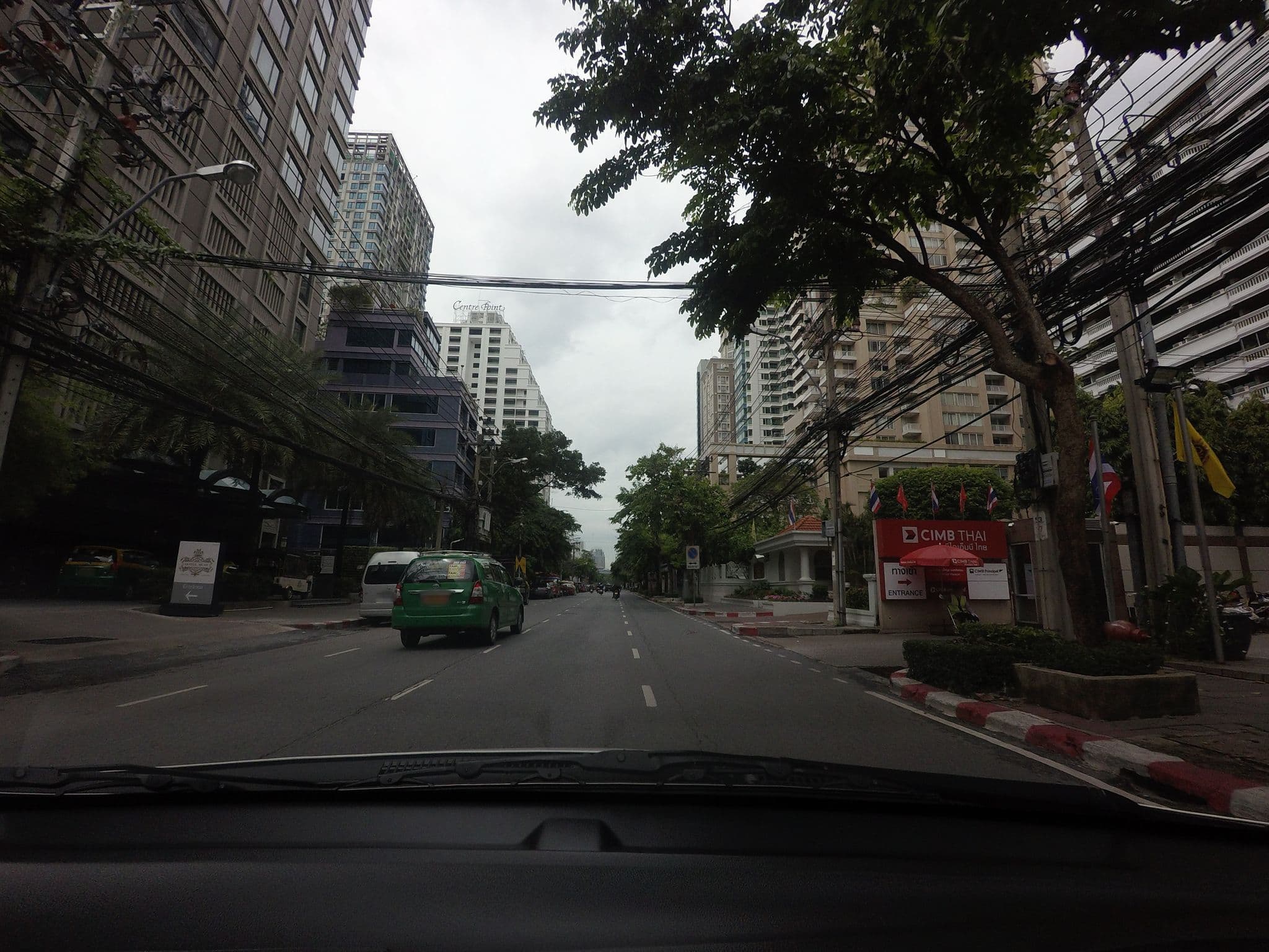 Street view near Hotel Muse, Makkasan — © mishari (CC BY-SA · Mapillary)
