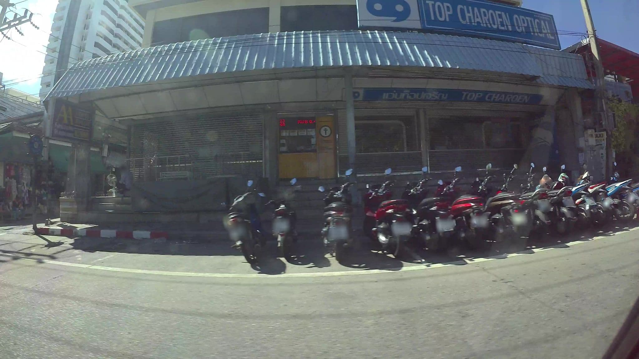 Street view near AA Hotel, Pattaya