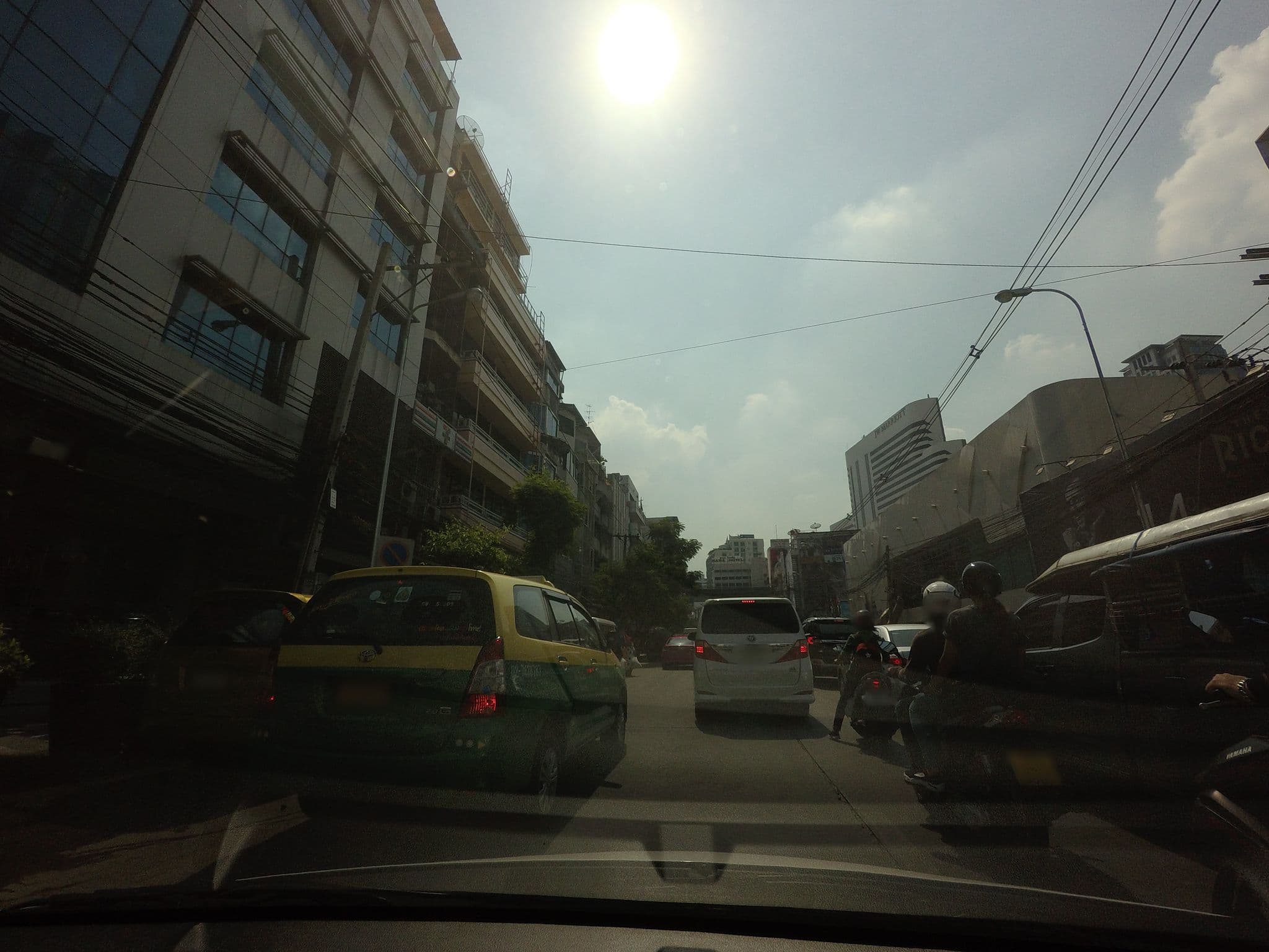 Street view near The Prestige, Makkasan