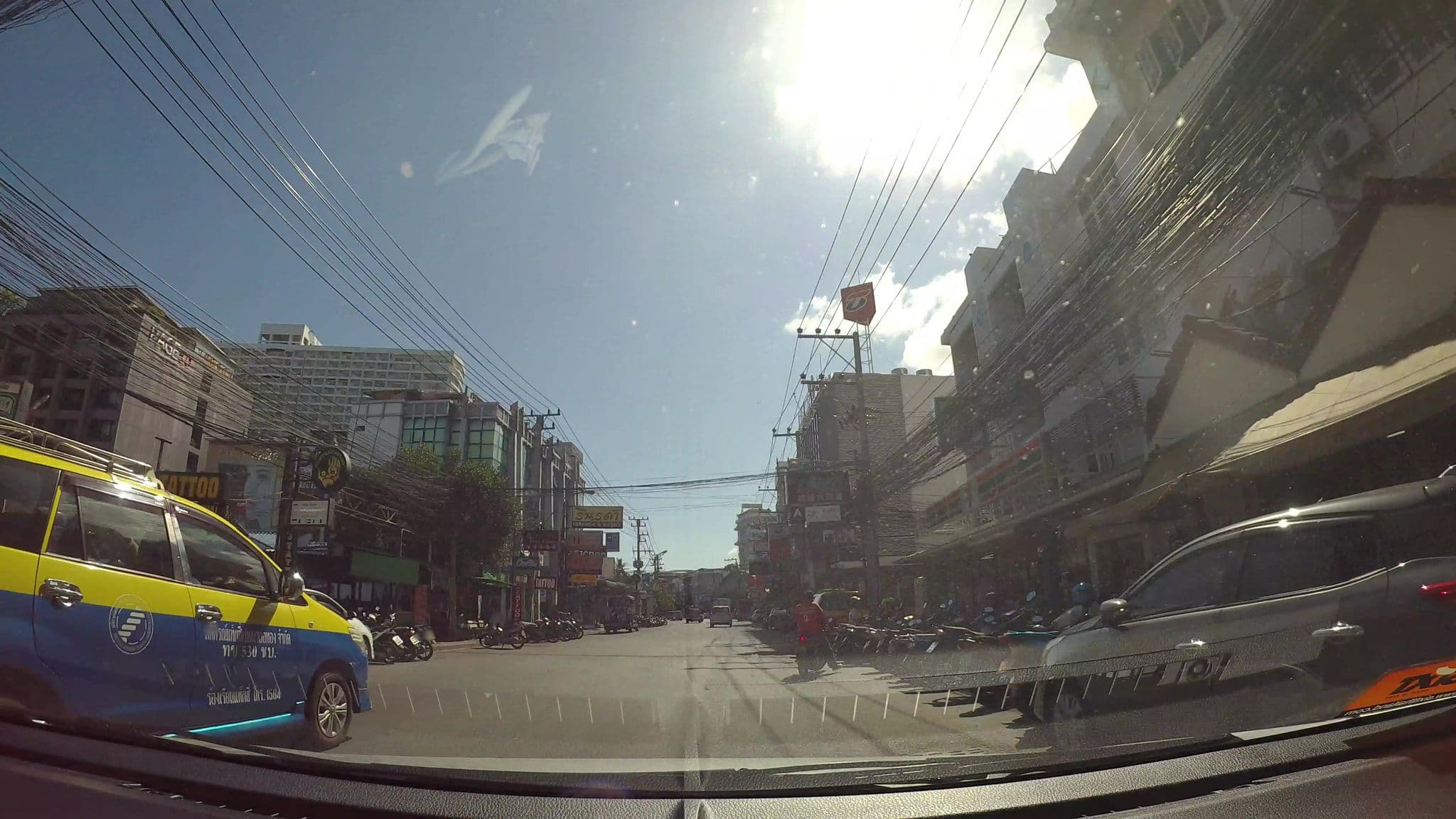 Street view near Ice Inn Hotel, Pattaya