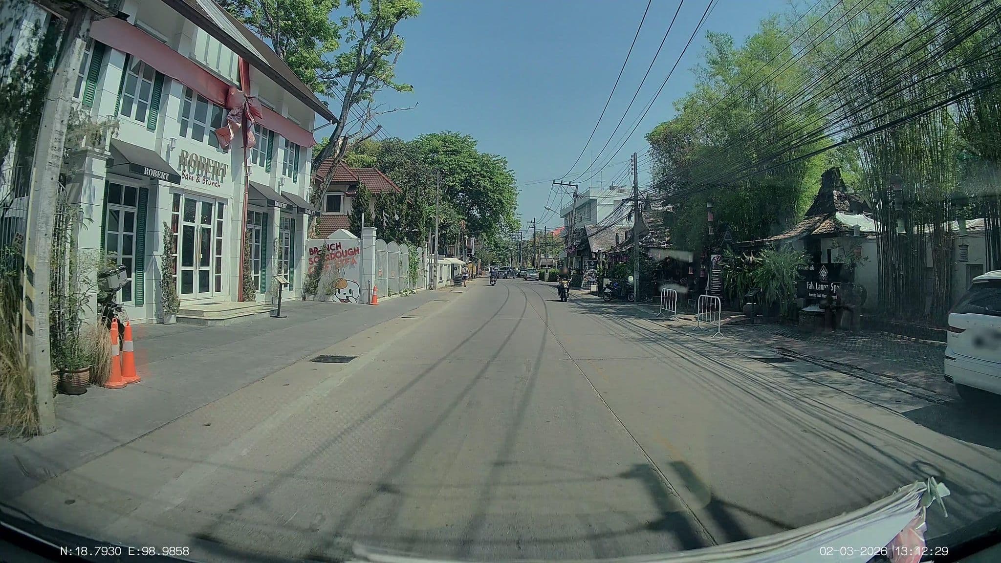 Street view near Fahtara, Chiang Mai