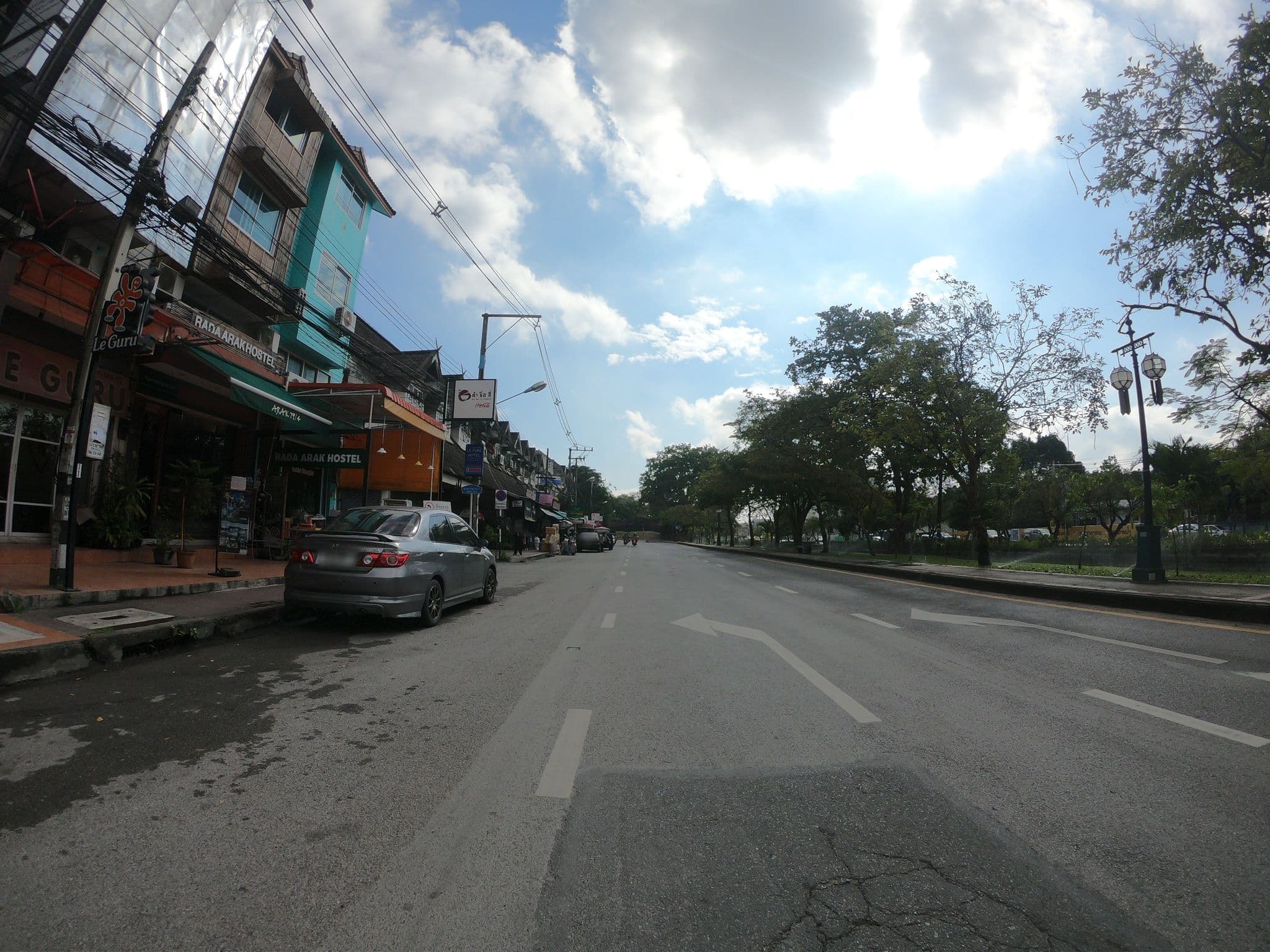 Street view near Cham Cha Hostel, Chiang Mai — © chanuwath_grab (CC BY-SA · Mapillary)