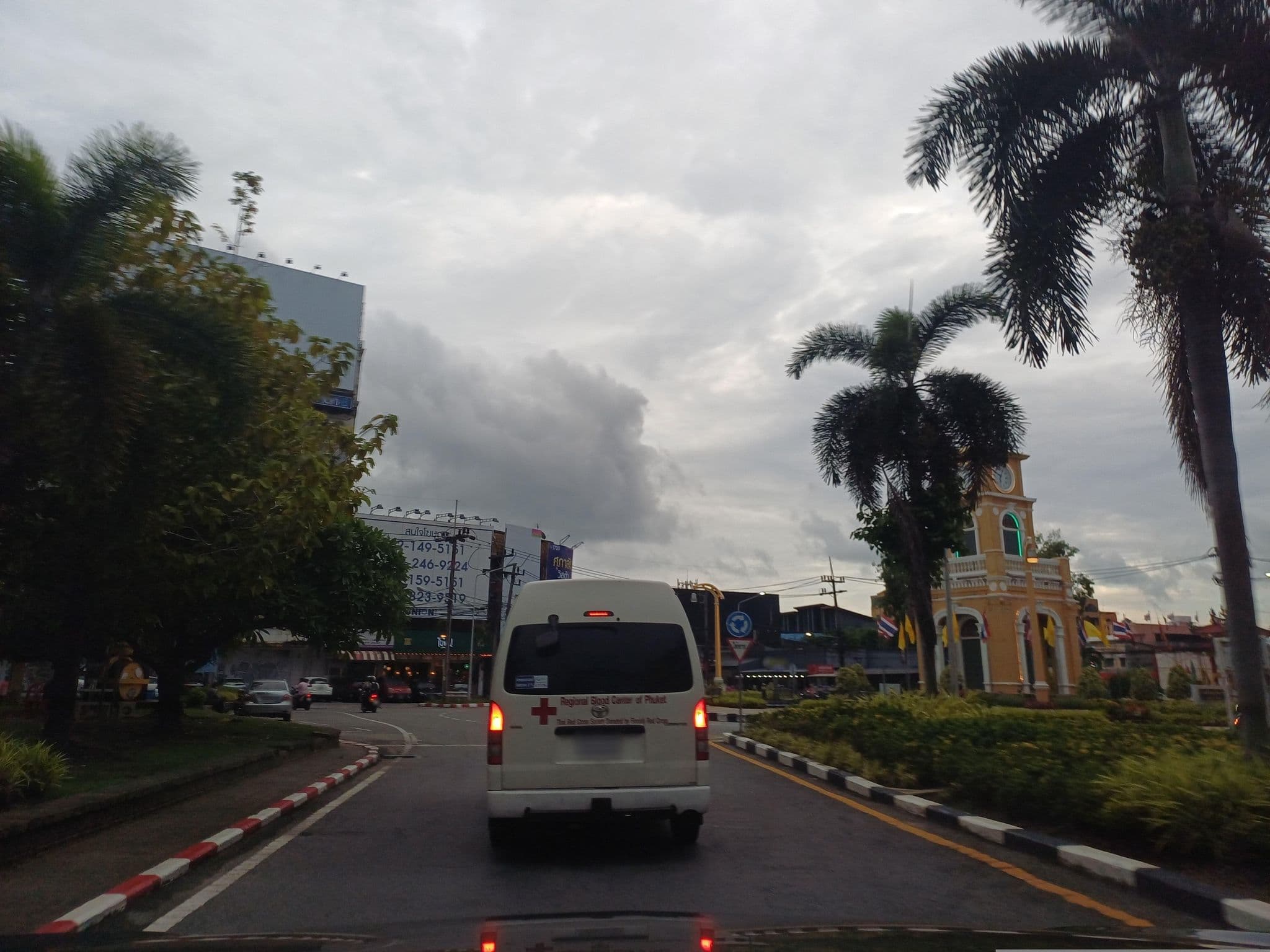 Street view near Courtyard by Marriott Phuket Town, Ban Talat Nua — © EakMor (CC BY-SA · Mapillary)