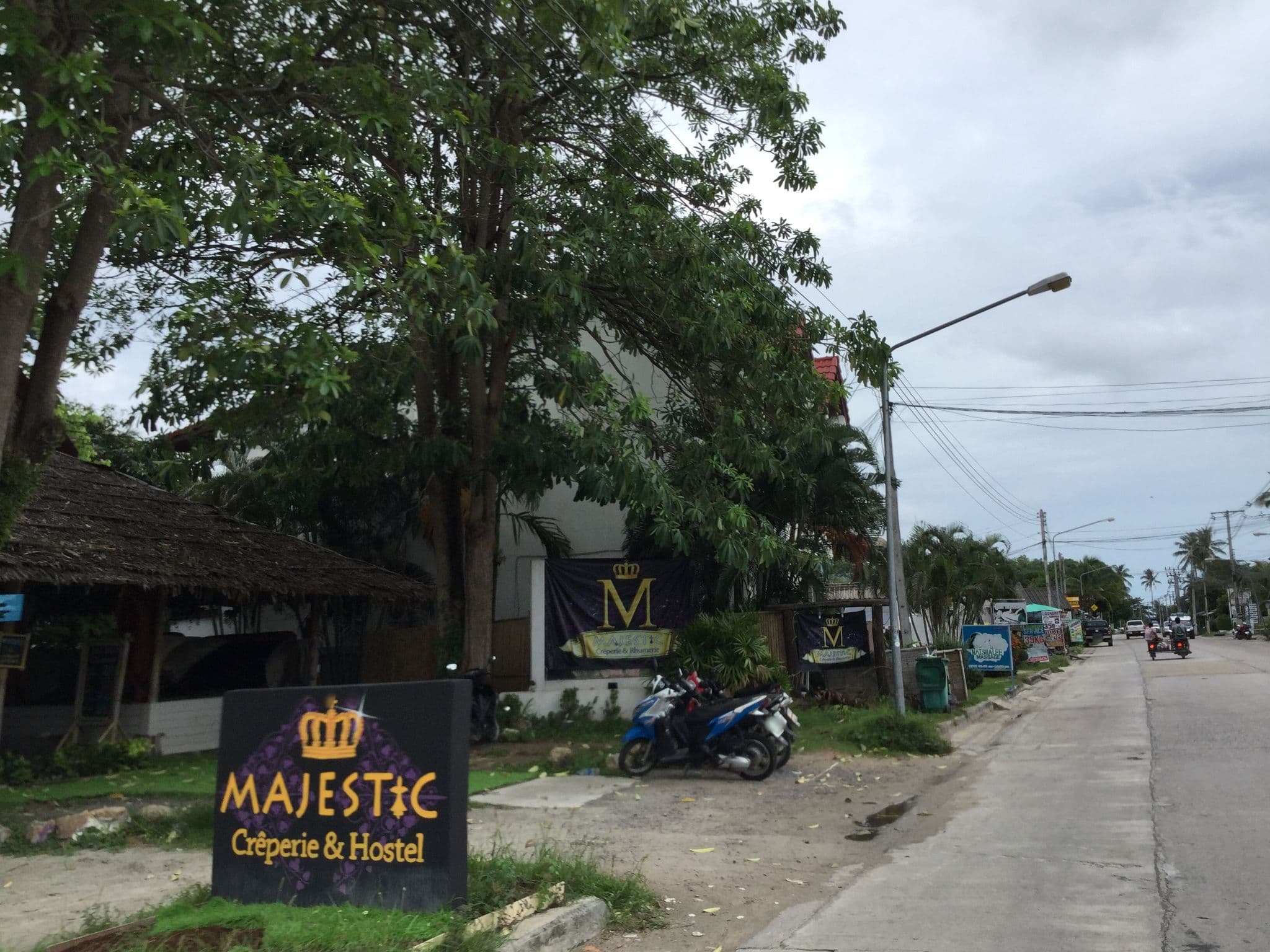 Street view near Phangan Arena, Ko Pha Ngan