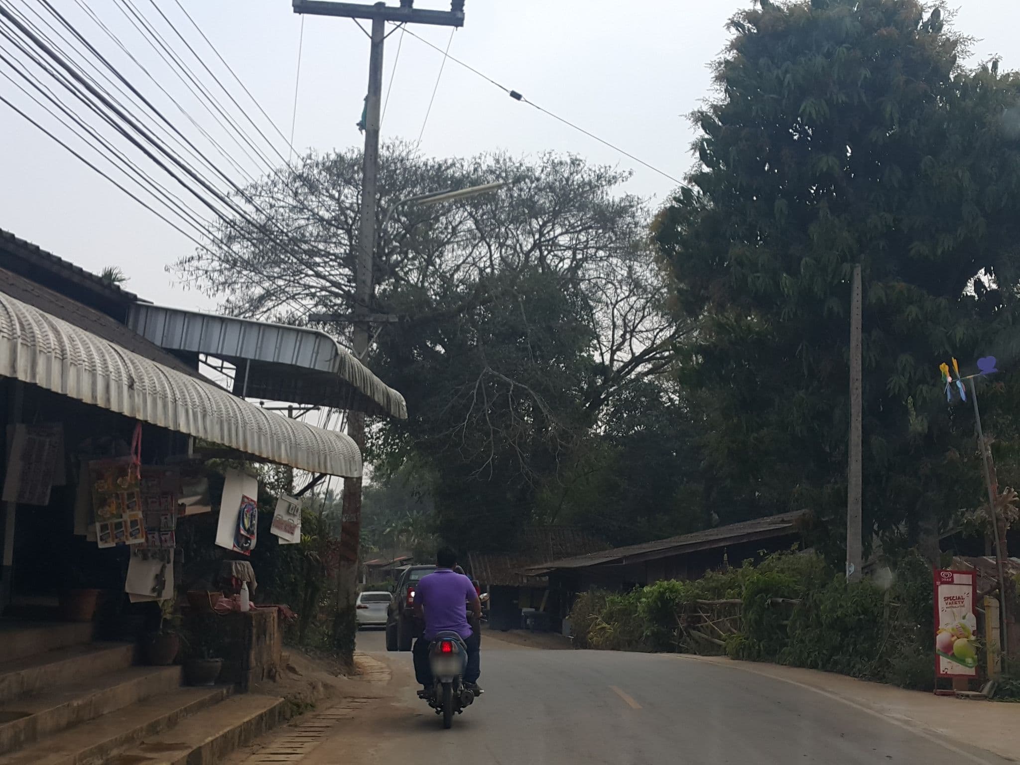 Street view near SJ, Ban Mae Waen — © jrcarlsen (CC BY-SA · Mapillary)