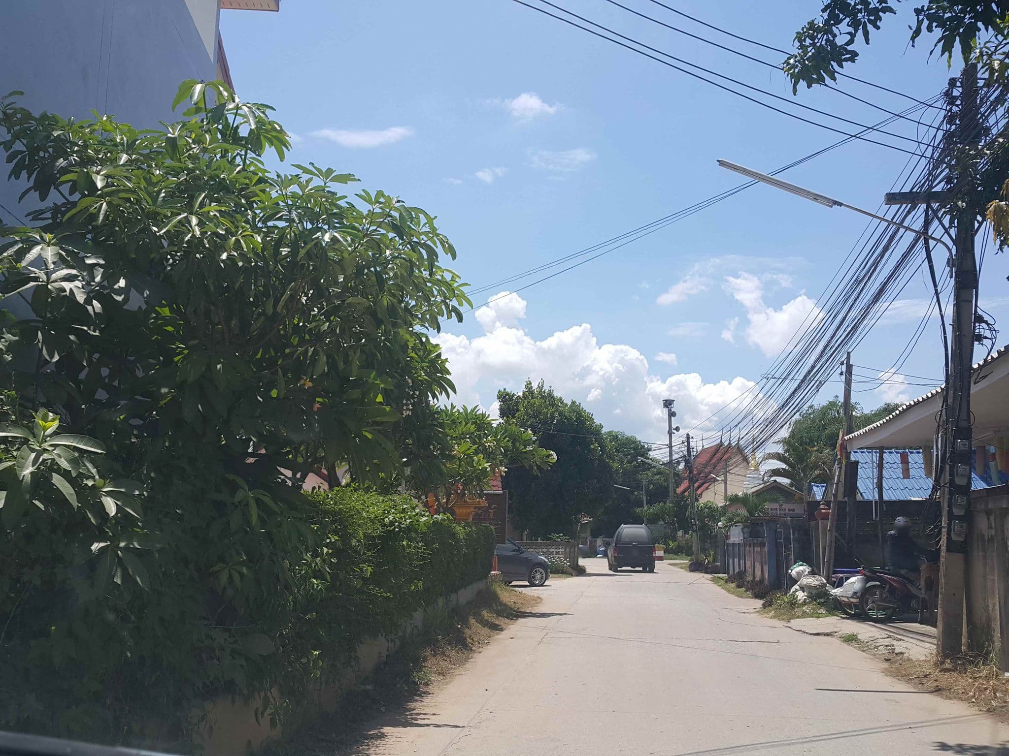 Street view near Winhouse Hotel, Nan