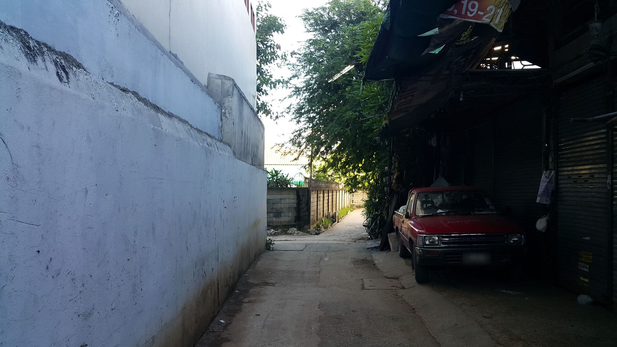 Street view near Brick House Hostel, Chiang Mai