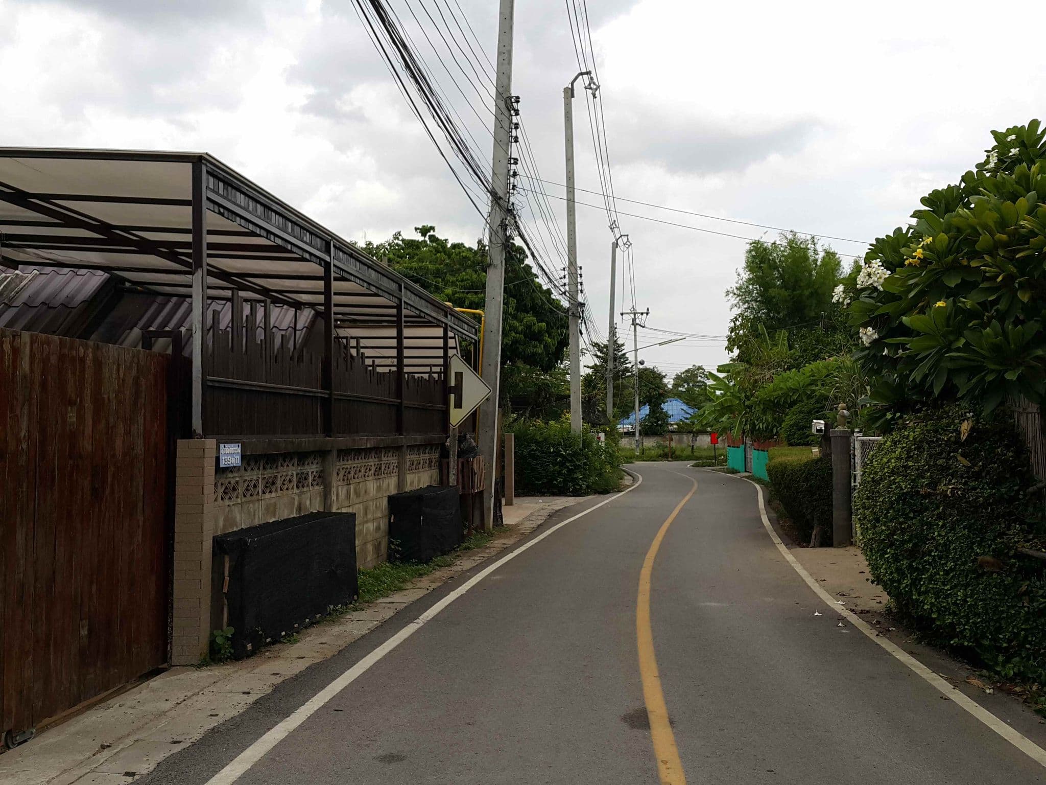 Street view near Wiang Kum Kam Resort, Chiang Mai