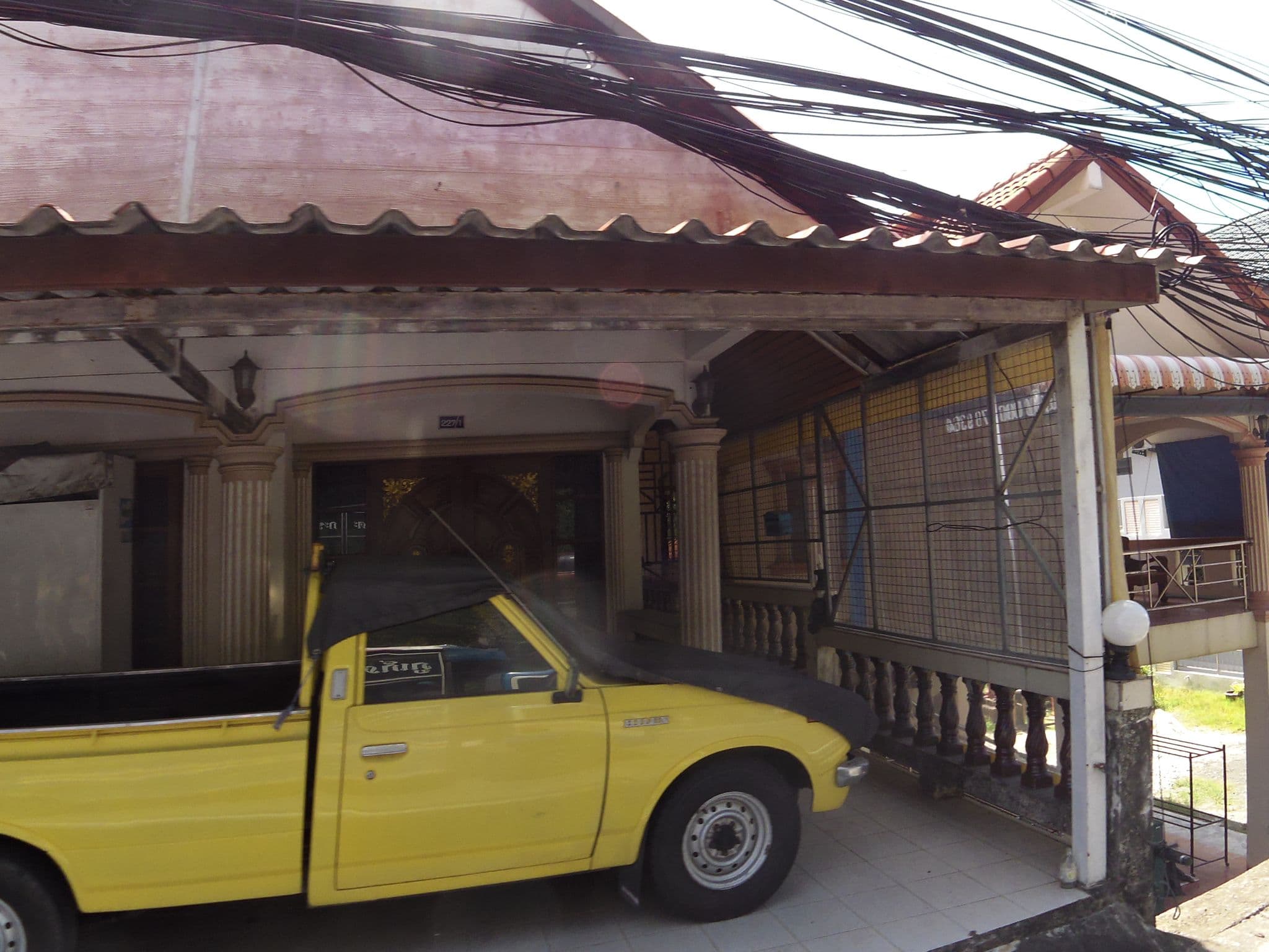Street view near Wynn house, Ban Kata