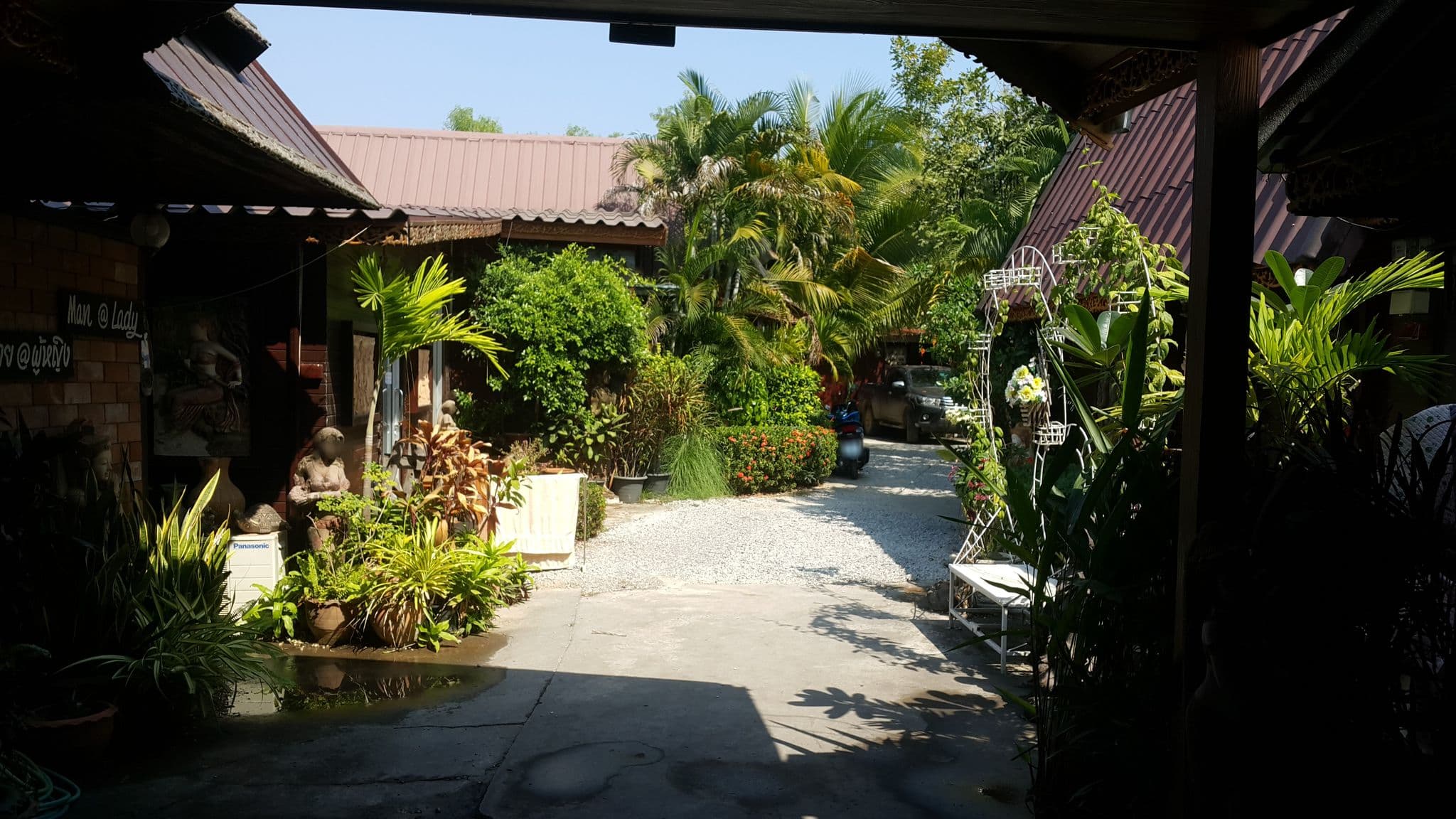 Street view near Country View Resort, Udon Thani