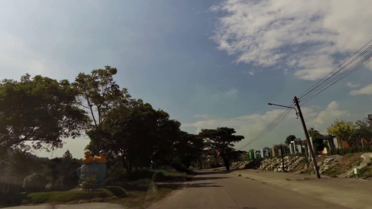 Street view near Yellow Duck Resort, Chiang Rai
