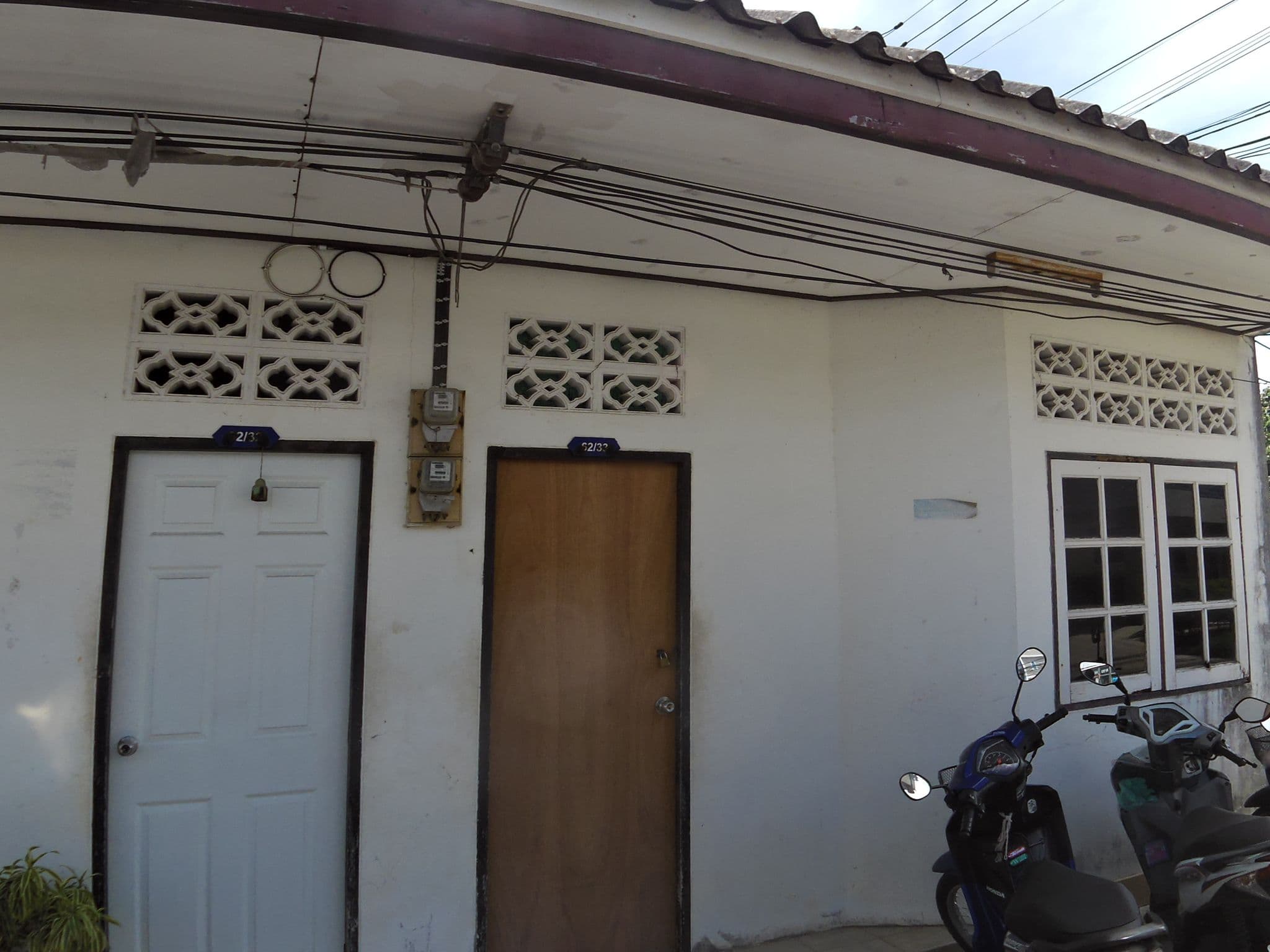 Street view near Elisium residence, Ban Chalong — © skillsy (CC BY-SA · Mapillary)