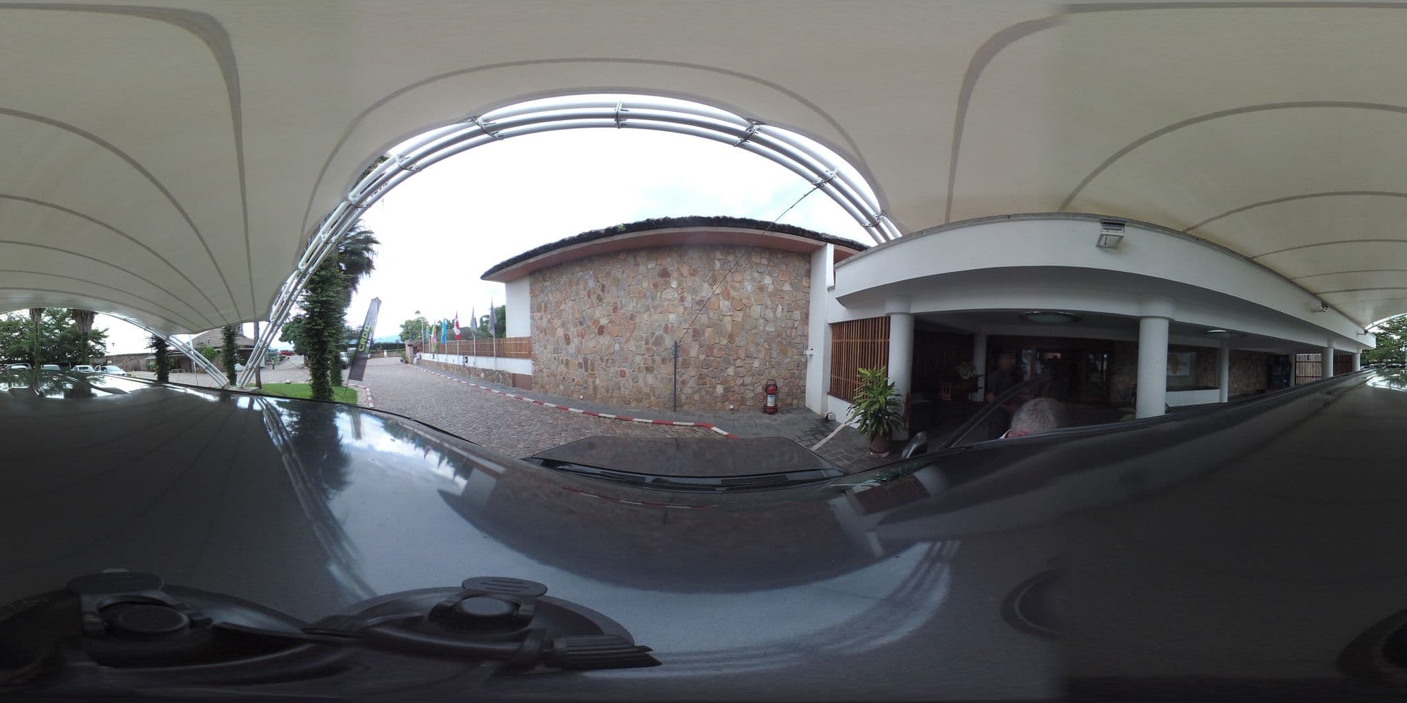 Street view near CLUB DU LAC TANGANYIKA, Bujumbura — © kmc_streets (CC BY-SA · Mapillary)