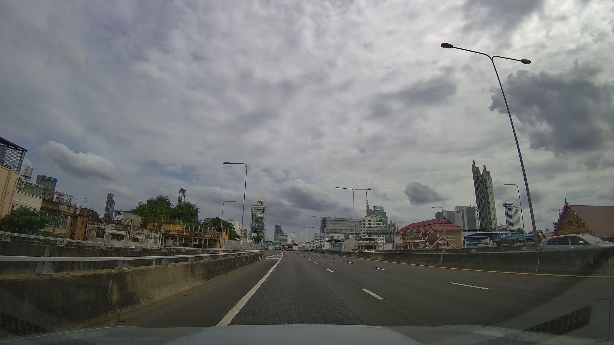Street view near Centaur Inn, Bang Rak Subdistrict — © ThailandCambodia (CC BY-SA · Mapillary)