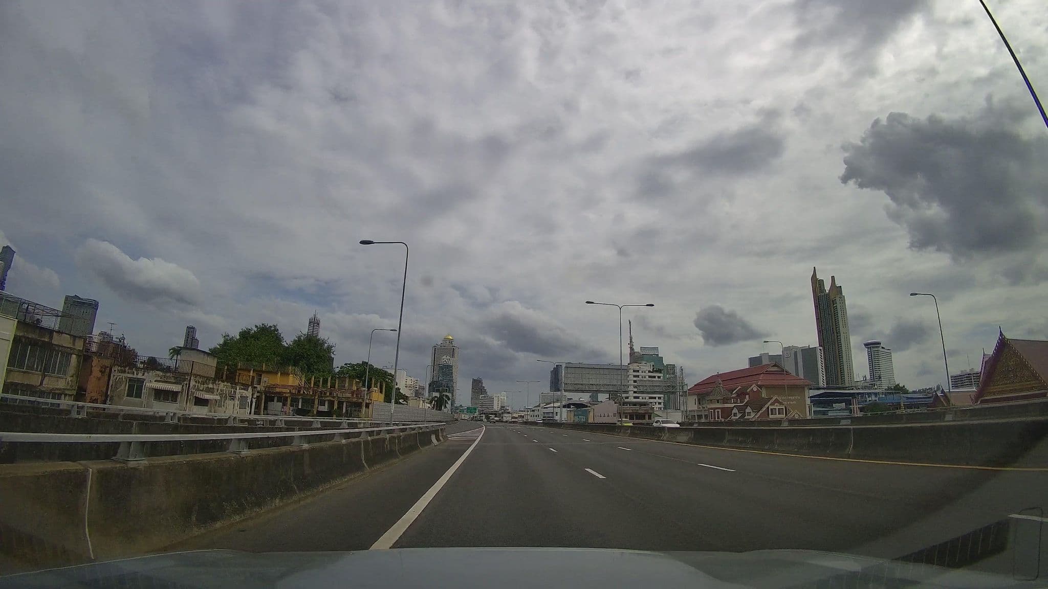 Street view near Silk Suite, Bang Rak Subdistrict — © ThailandCambodia (CC BY-SA · Mapillary)