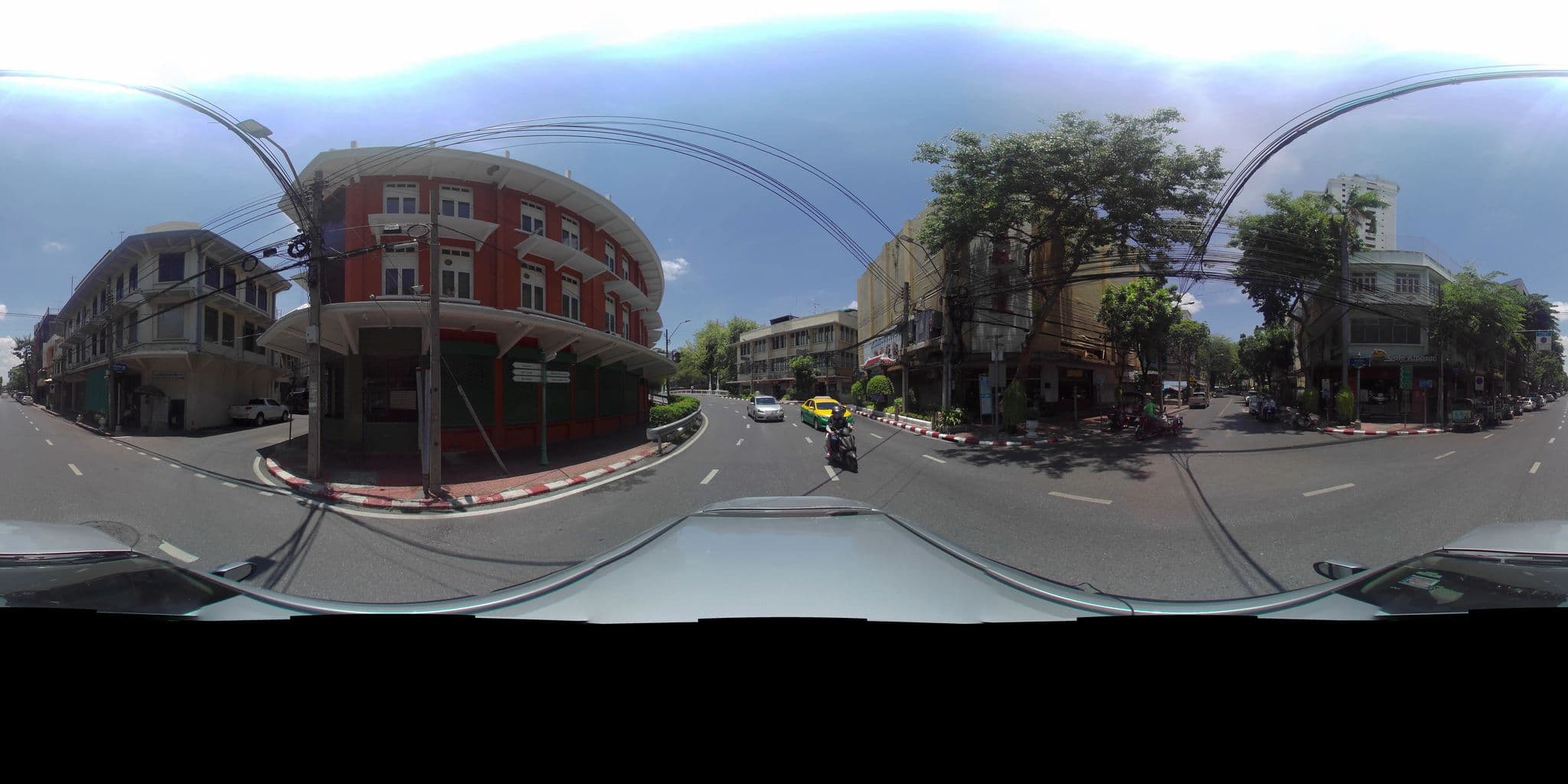 Street view near Bunny Burrow, Bang Rak Subdistrict — © P05466 (CC BY-SA · Mapillary)