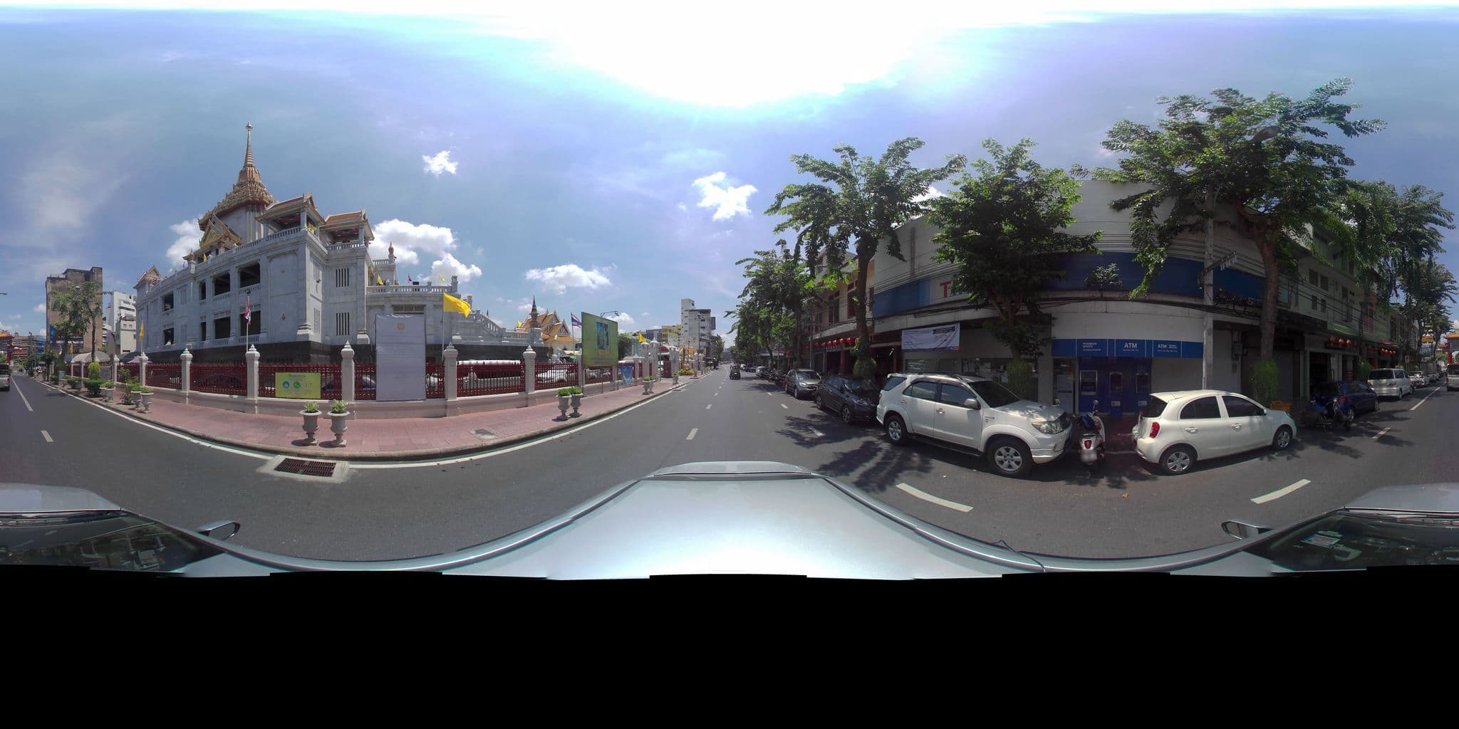 Street view near 2499 Heritage Hotel, Samphanthawong — © P05466 (CC BY-SA · Mapillary)