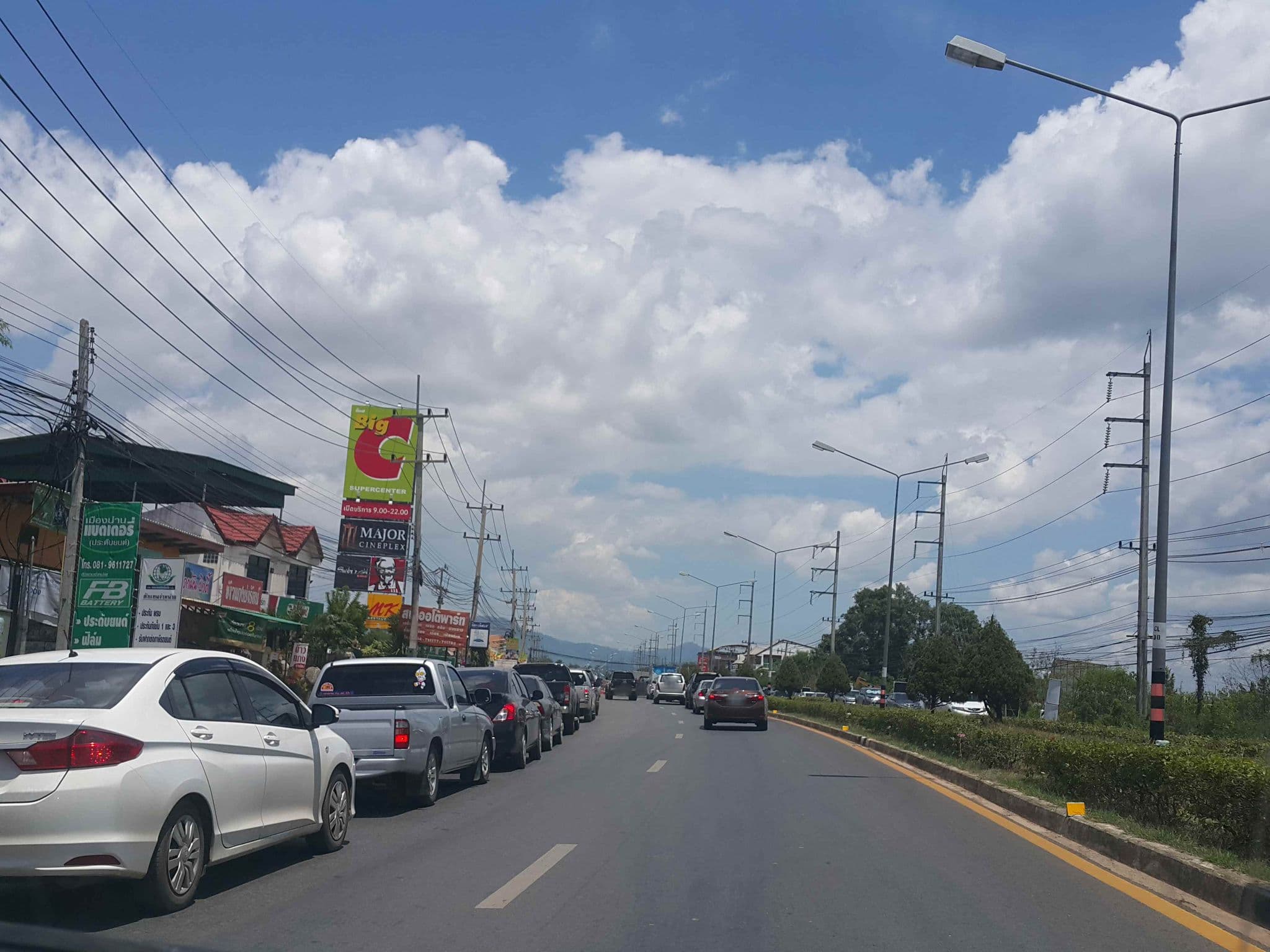 Street view near Huern Nan Sumalai, Nan