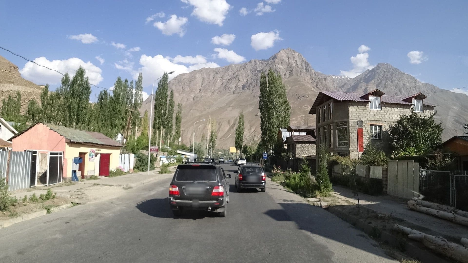 Street view near Pamir Palace, Khorugh — © vbombaerts (CC BY-SA · Mapillary)