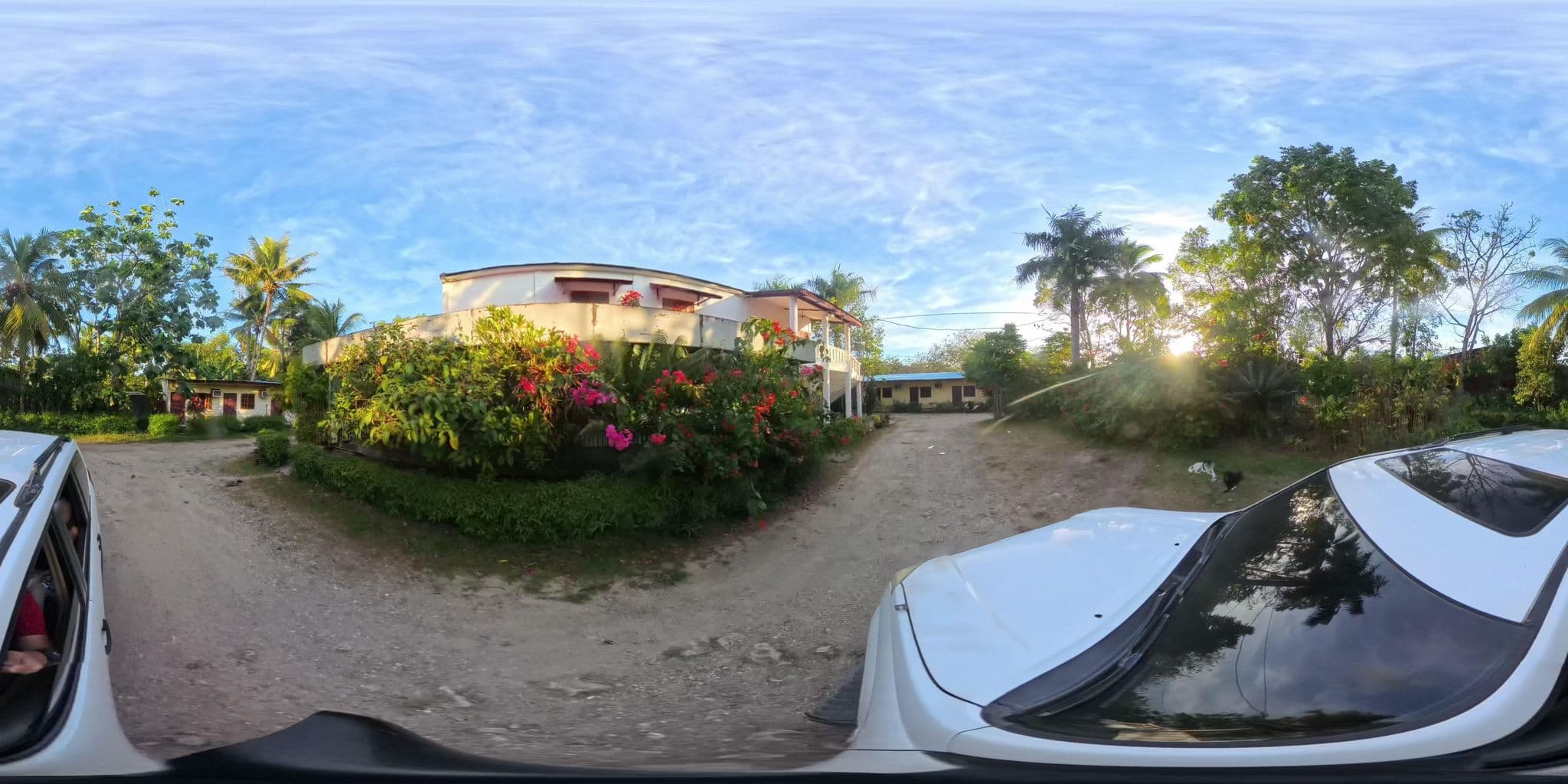Street view near Hotel Roberto Carlos, Lospalos — © kahbeng (CC BY-SA · Mapillary)