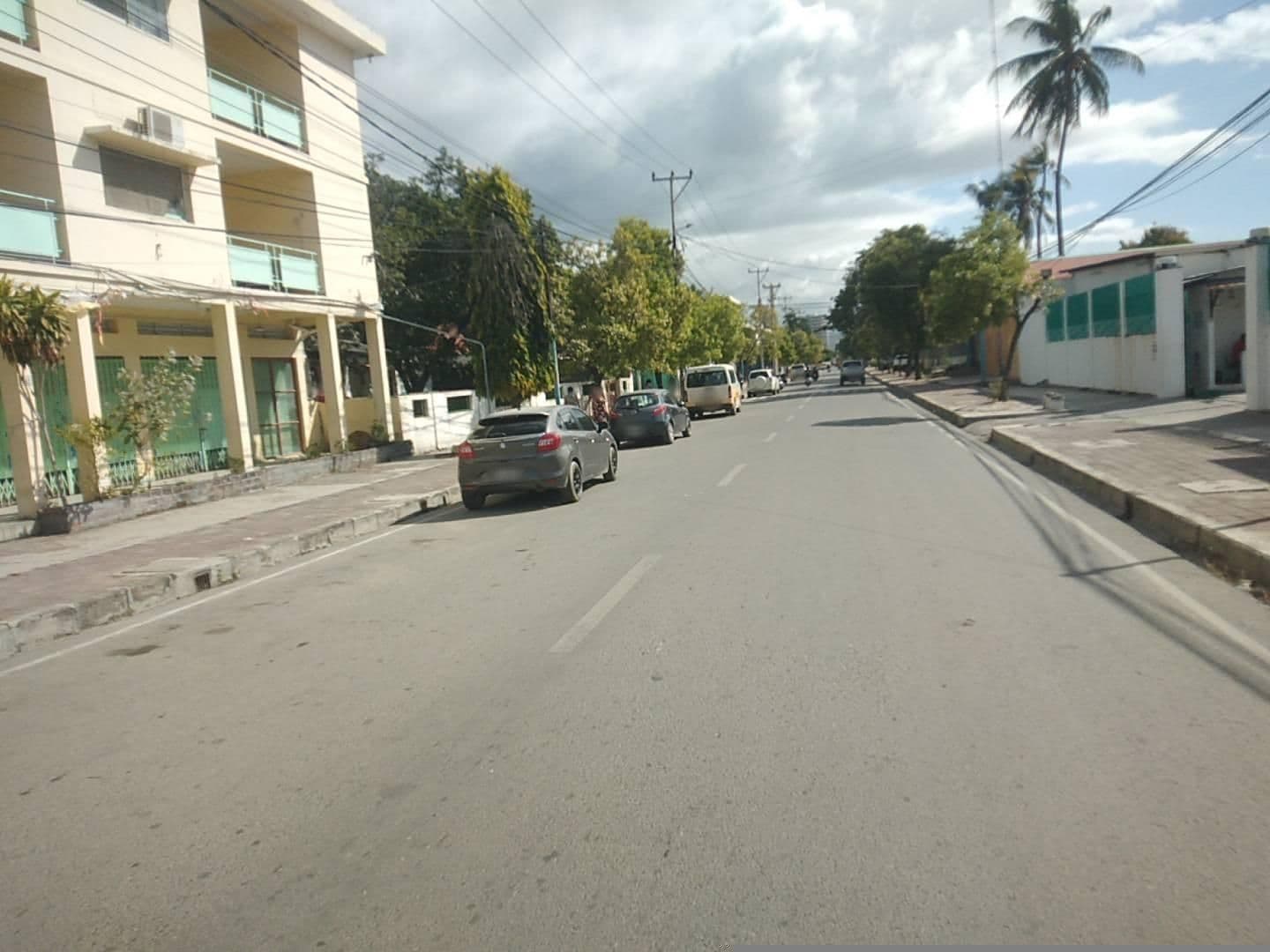 Street view near Katua's Hotel, Dili — © Jhanu (CC BY-SA · Mapillary)