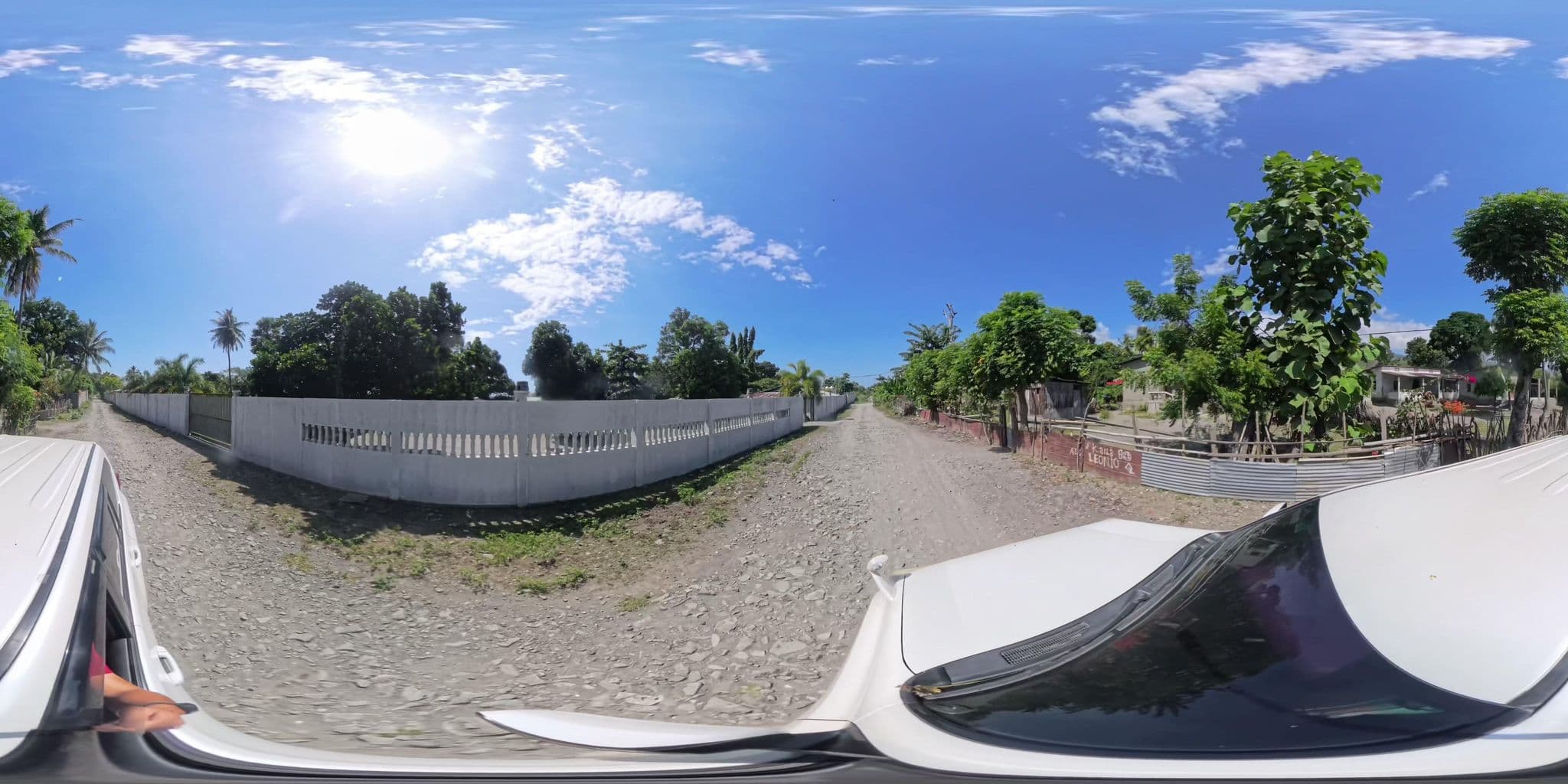Street view near Lauhata Beach Escape, Likisá — © kahbeng (CC BY-SA · Mapillary)