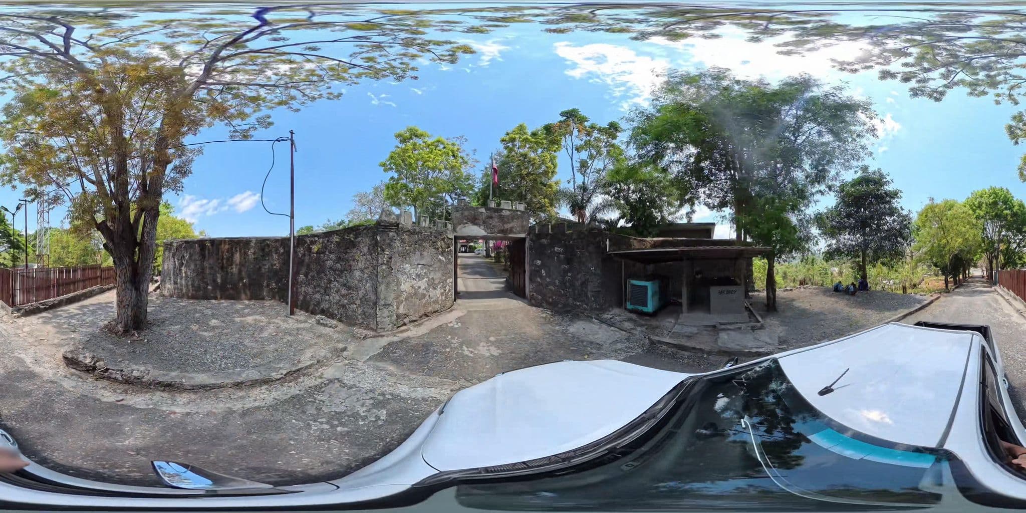 Street view near Balibo fort Hotel, Maliana — © kahbeng (CC BY-SA · Mapillary)